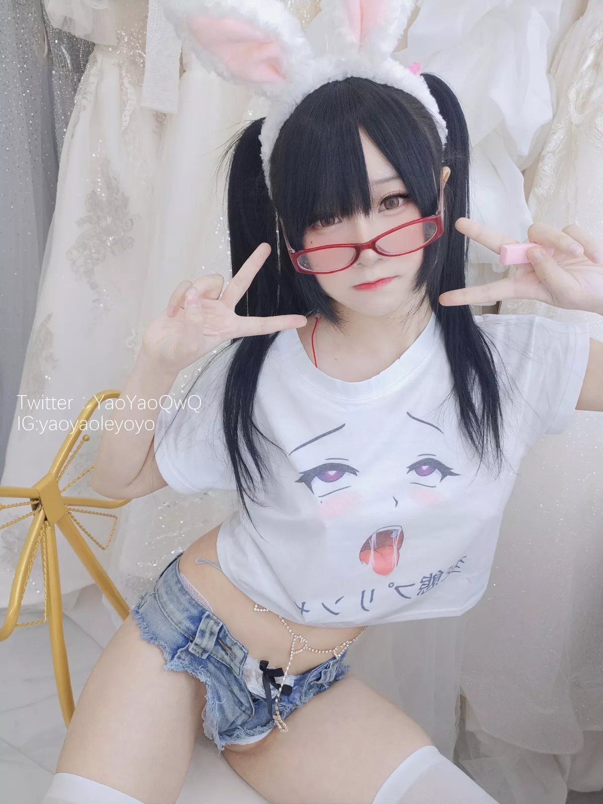 网络美女软妹摇摇乐一只小兔子主题私房两套性感兔女郎服饰秀翘臀美腿诱惑写真94P