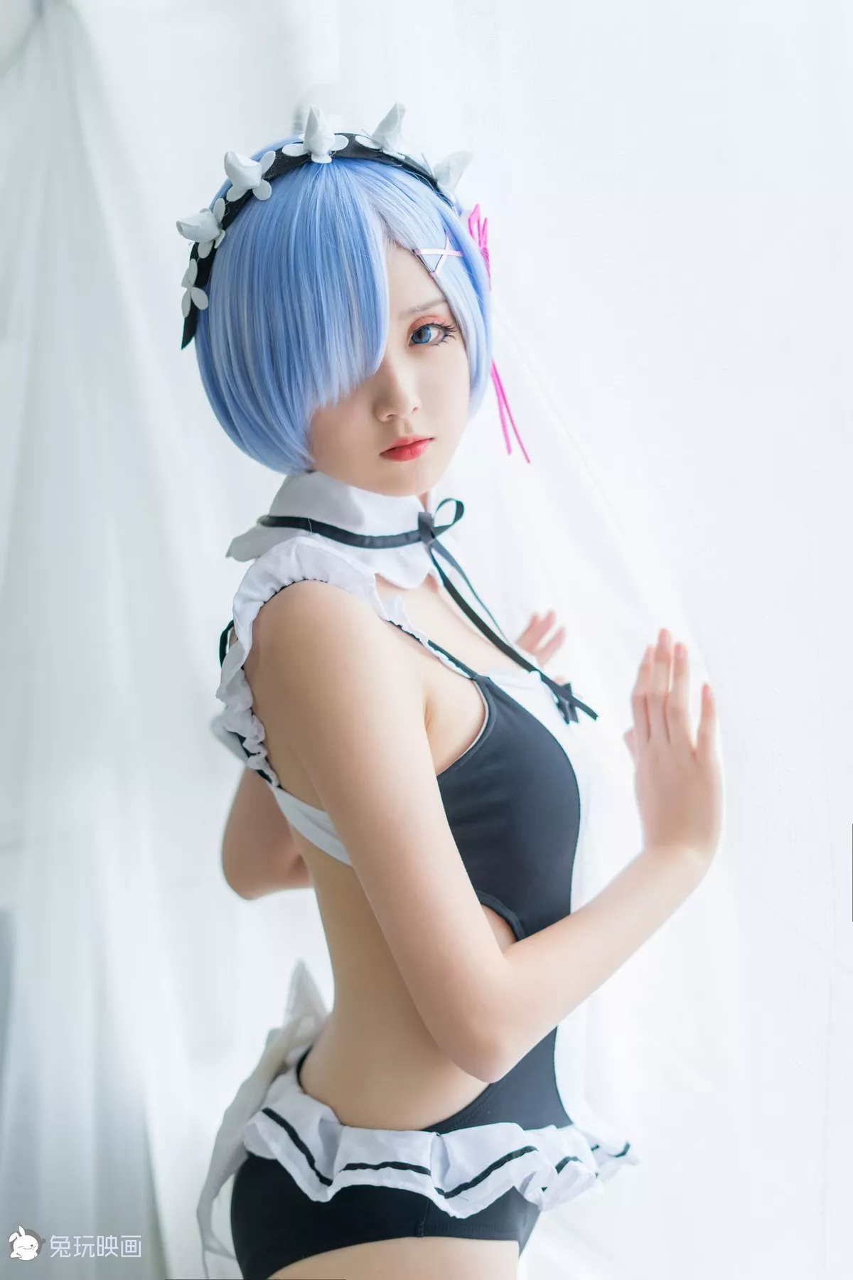 Coser美女Akisoso秋楚楚蕾姆夏日泳装主题私房性感连体泳装秀完美身材诱惑写真46P
