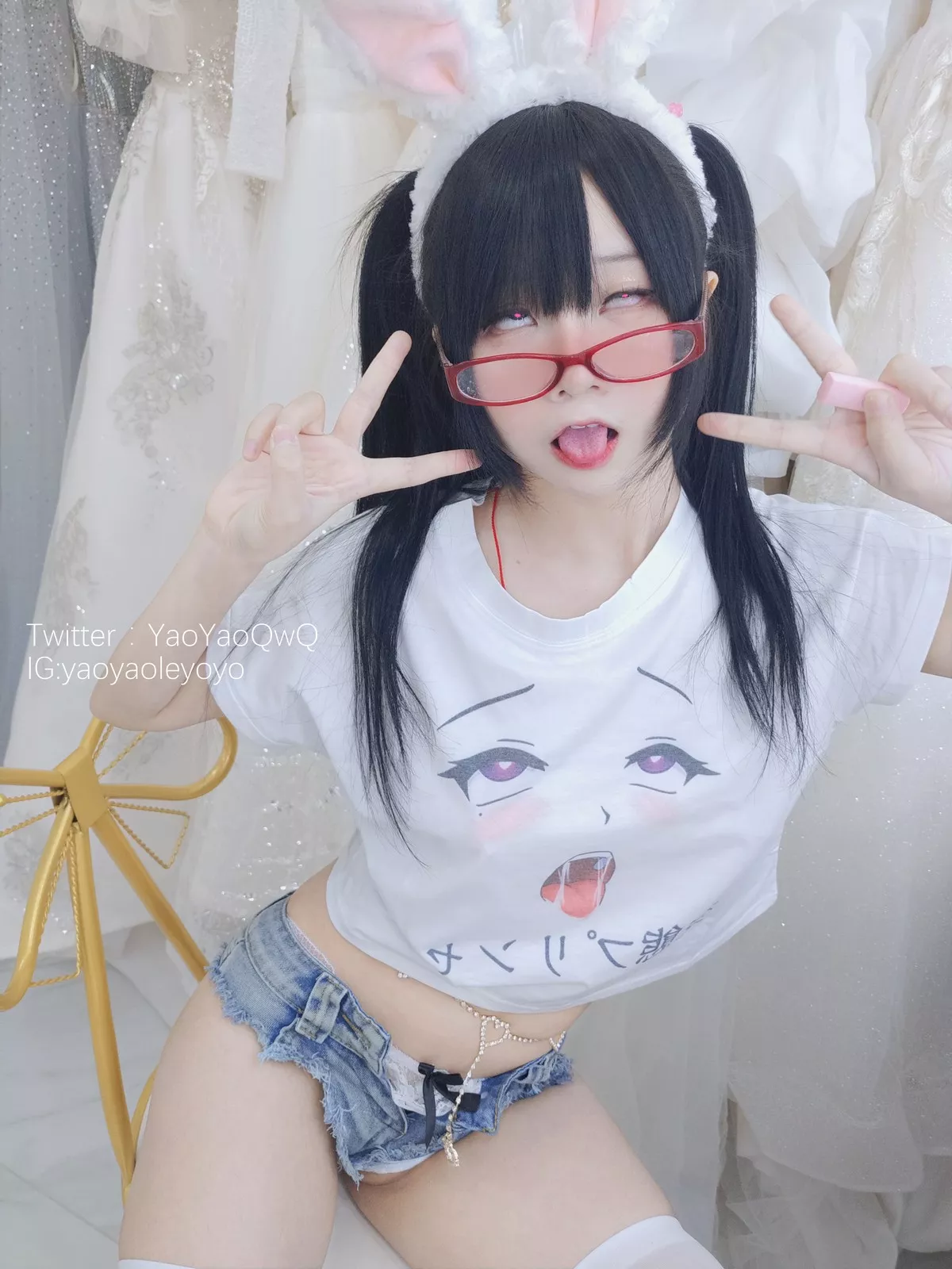 网络美女软妹摇摇乐一只小兔子主题私房两套性感兔女郎服饰秀翘臀美腿诱惑写真94P