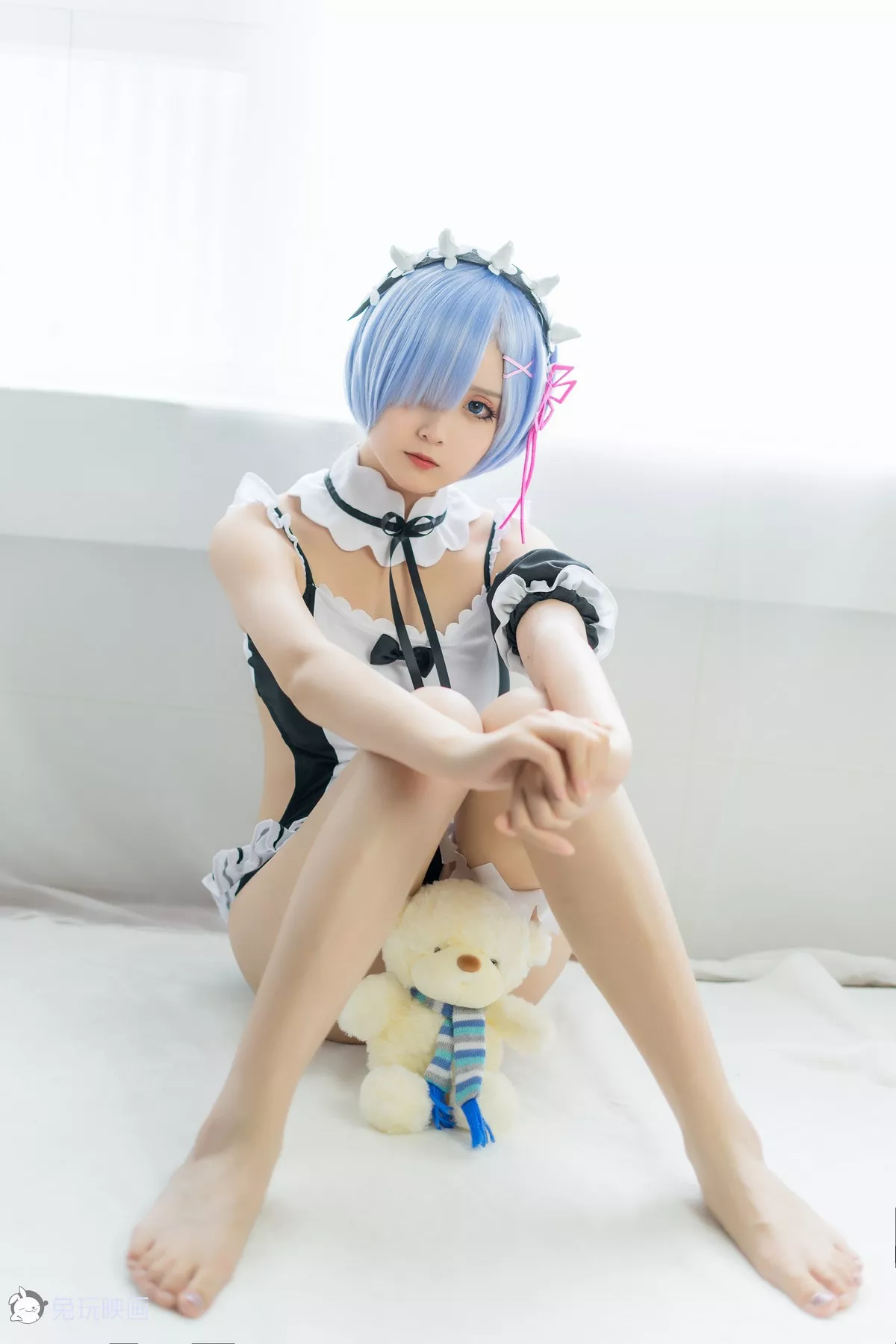 Coser美女Akisoso秋楚楚蕾姆夏日泳装主题私房性感连体泳装秀完美身材诱惑写真46P