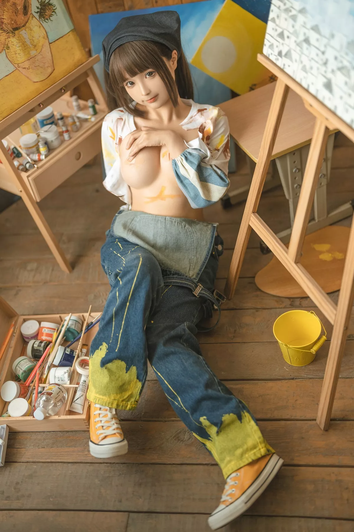 动漫博主蠢沫沫画室主题性感白T配背带牛仔裤半脱露傲人豪乳遮点诱惑写真110P