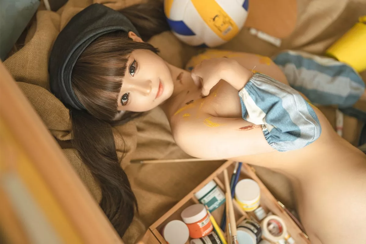 动漫博主蠢沫沫画室主题性感白T配背带牛仔裤半脱露傲人豪乳遮点诱惑写真110P