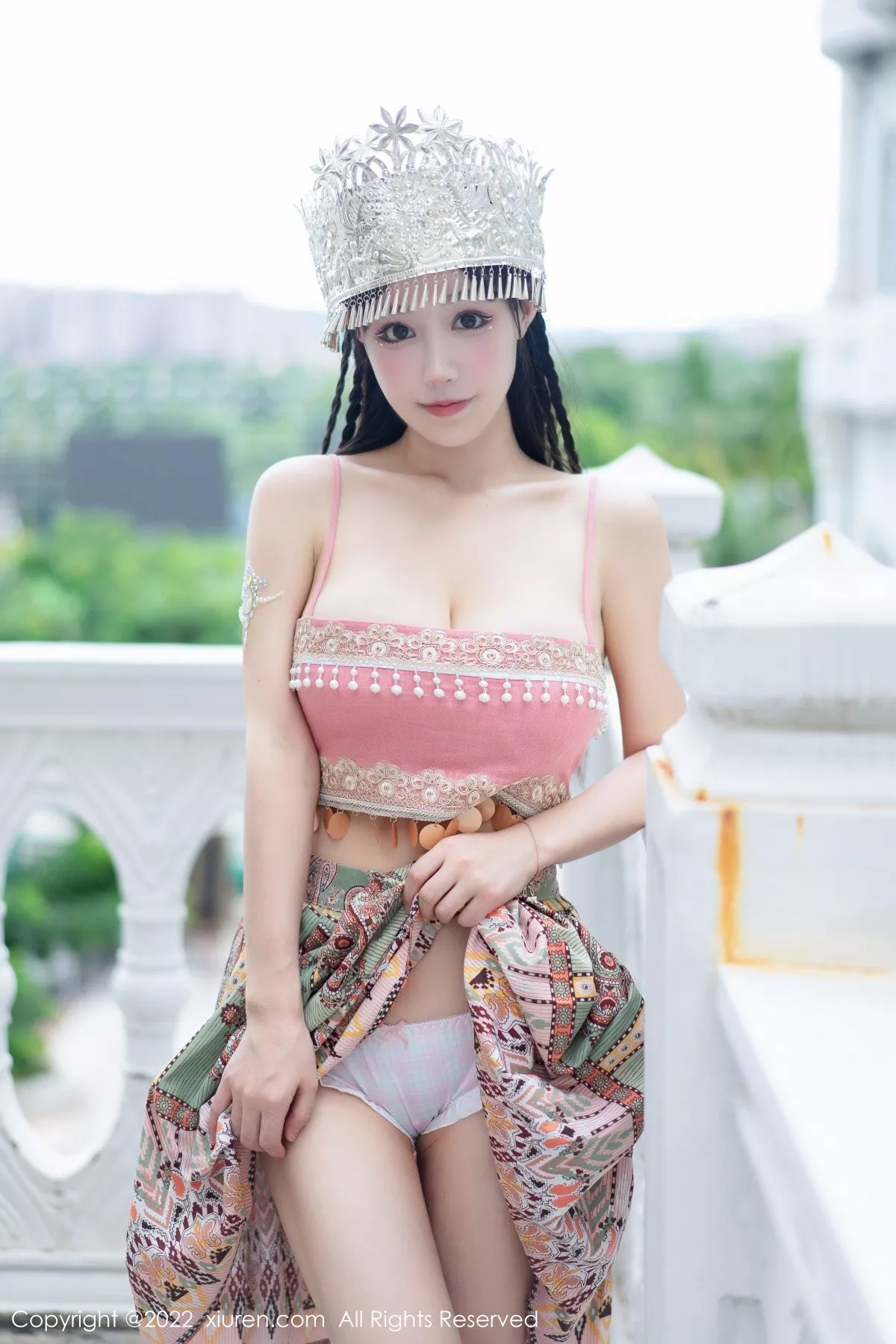 XiuRen第5615期_女神朱可儿Flora民族服饰装扮性感粉色吊带露傲人豪乳诱惑写真70P