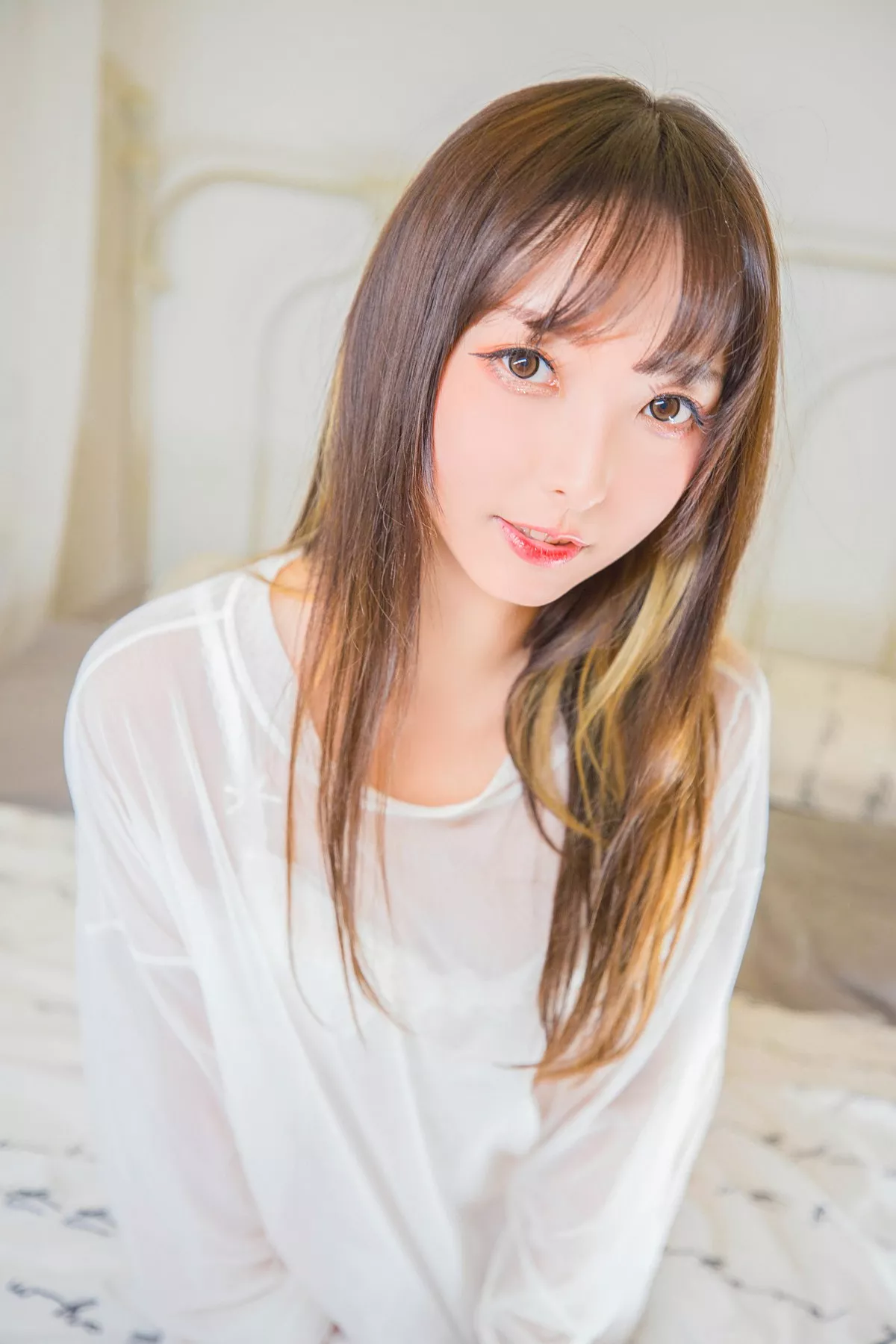 萝莉美女神楽板真冬猫脚女仆主题性感薄透睡衣露白色蕾丝内衣完美诱惑写真150P