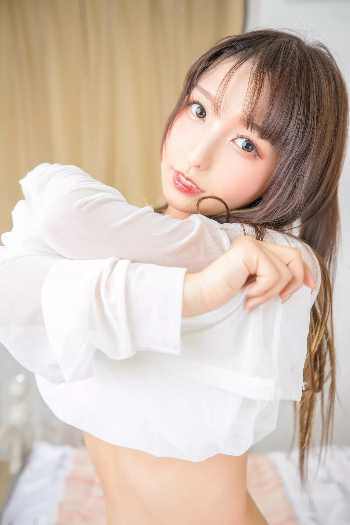 萝莉美女神楽板真冬猫脚女仆主题性感薄透睡衣露白色蕾丝内衣完美诱惑写真150P