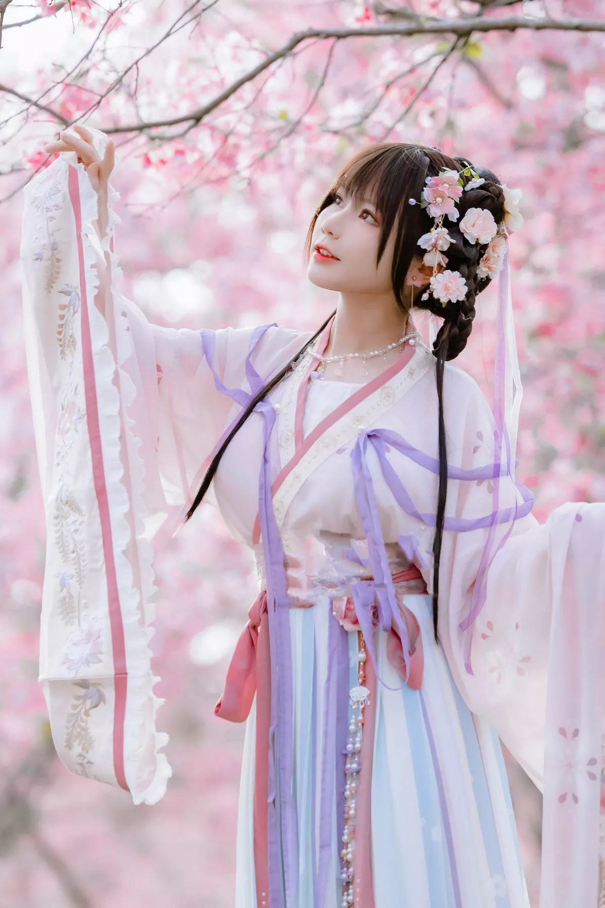 网络美女Nyako喵子花神祈愿主题户外樱花树下性感古典服饰靓丽迷人写真52P