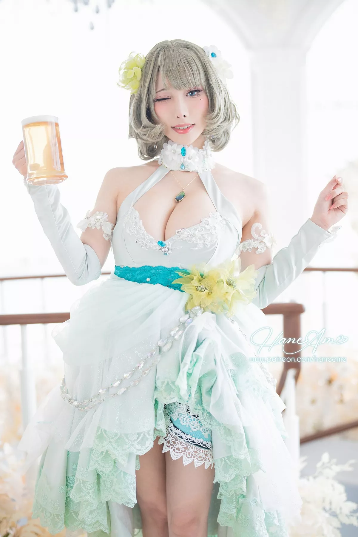 Coser美女雨波_HaneAme偶像大师主题私房性感低胸礼服秀傲人豪乳诱惑写真41P
