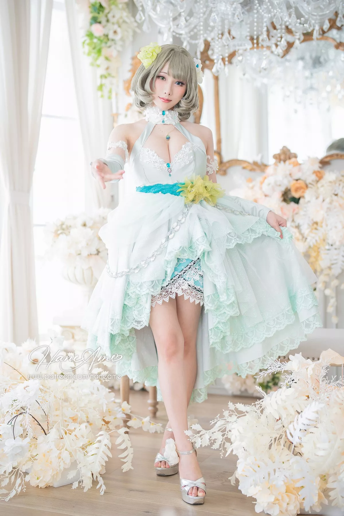 Coser美女雨波_HaneAme偶像大师主题私房性感低胸礼服秀傲人豪乳诱惑写真41P