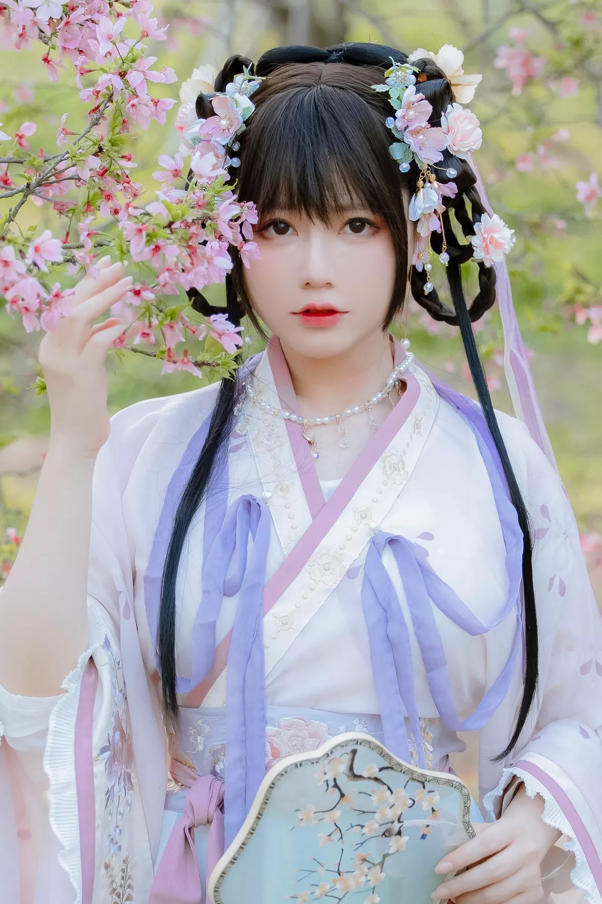 网络美女Nyako喵子花神祈愿主题户外樱花树下性感古典服饰靓丽迷人写真52P