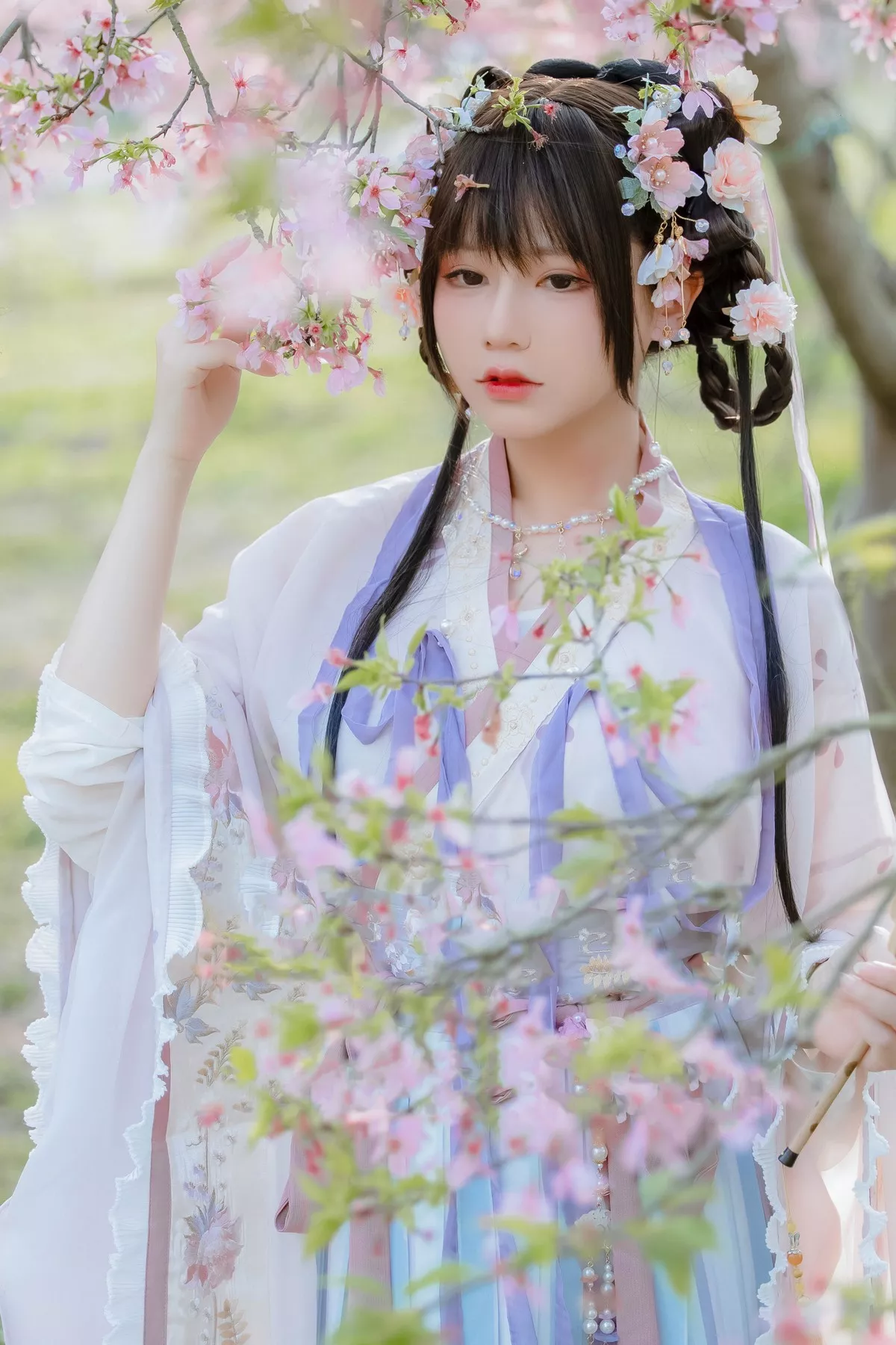 网络美女Nyako喵子花神祈愿主题户外樱花树下性感古典服饰靓丽迷人写真52P