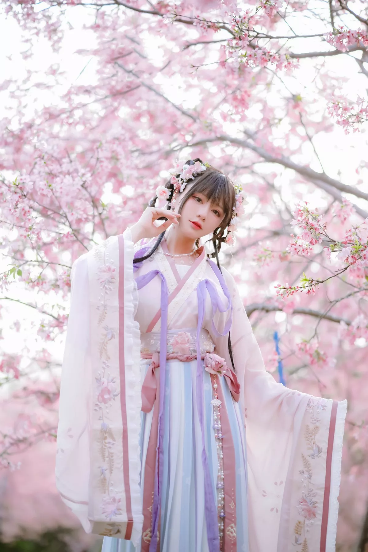 网络美女Nyako喵子花神祈愿主题户外樱花树下性感古典服饰靓丽迷人写真52P