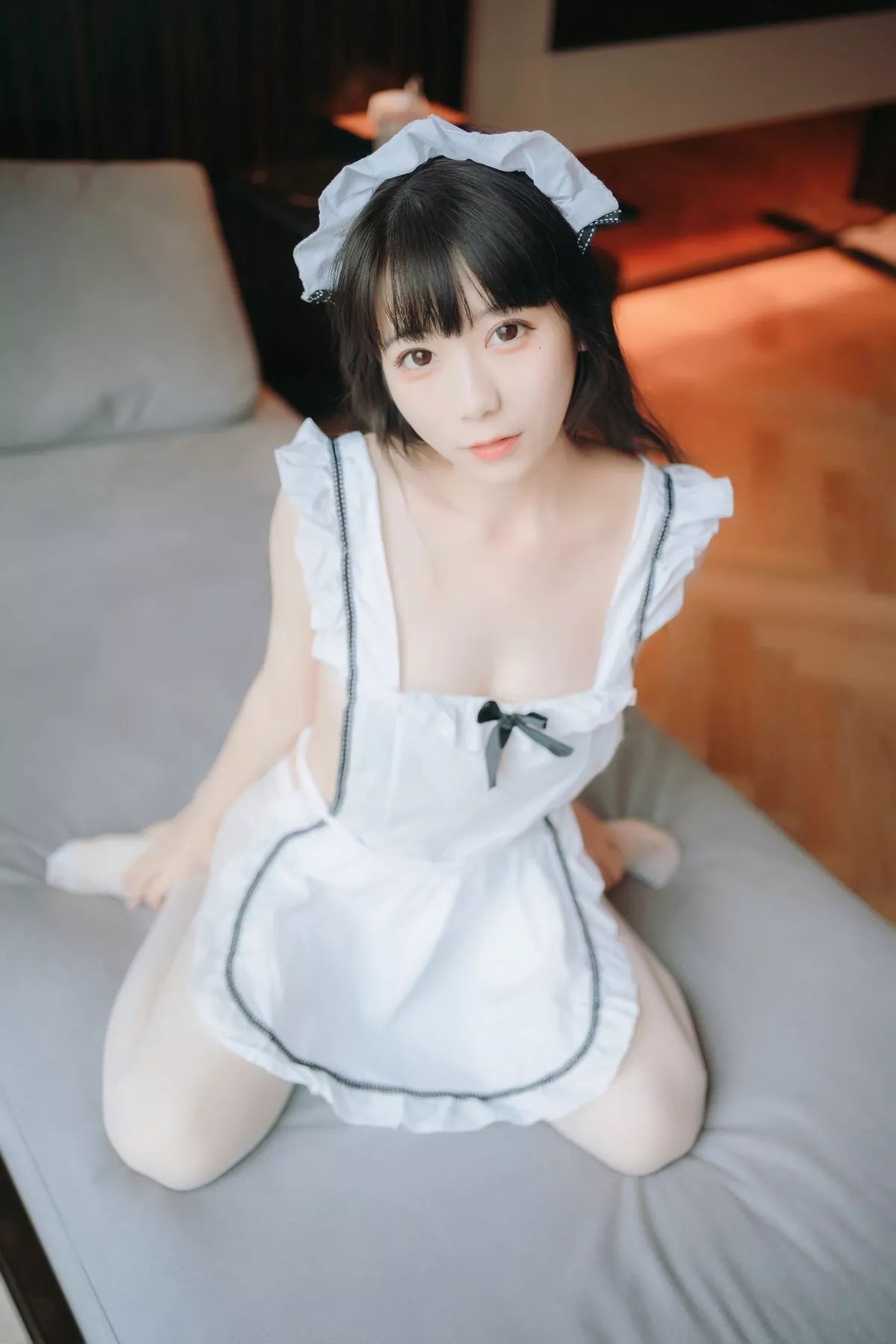 网络美女Usejan小厨娘主题私房浴室性感真空服饰半露豪乳遮点湿身诱惑写真46P