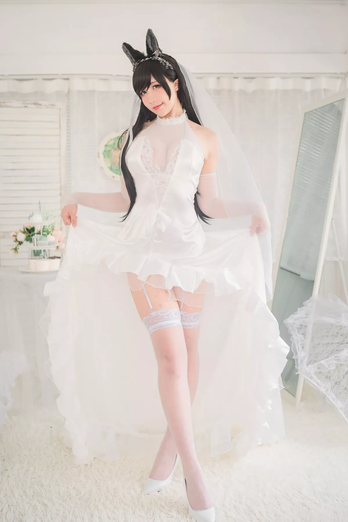 动漫博主九曲Jean爱宕婚纱主题性感白色薄透婚纱配白色蕾丝吊袜迷人诱惑写真41P