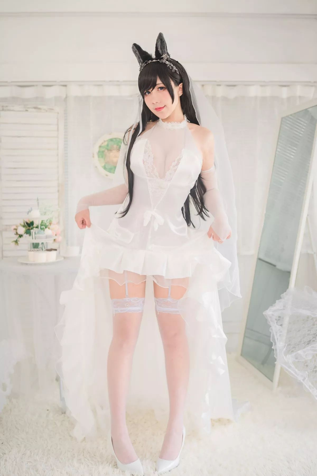 动漫博主九曲Jean爱宕婚纱主题性感白色薄透婚纱配白色蕾丝吊袜迷人诱惑写真41P