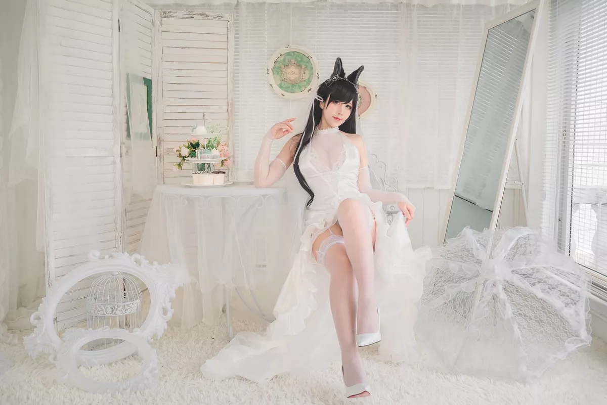 动漫博主九曲Jean爱宕婚纱主题性感白色薄透婚纱配白色蕾丝吊袜迷人诱惑写真41P