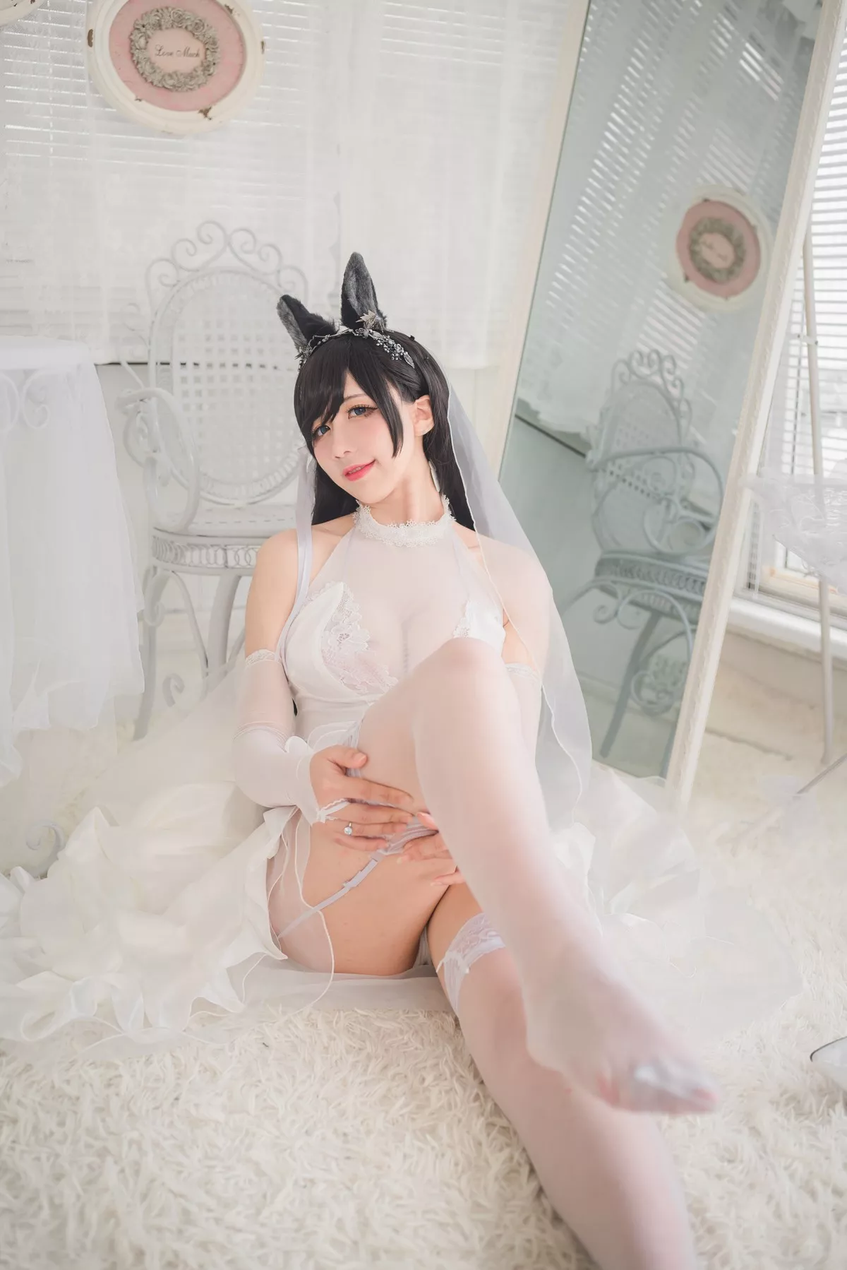 动漫博主九曲Jean爱宕婚纱主题性感白色薄透婚纱配白色蕾丝吊袜迷人诱惑写真41P