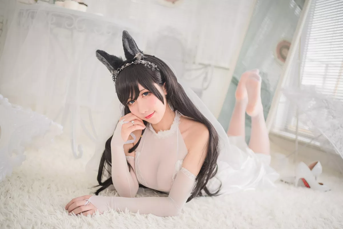 动漫博主九曲Jean爱宕婚纱主题性感白色薄透婚纱配白色蕾丝吊袜迷人诱惑写真41P