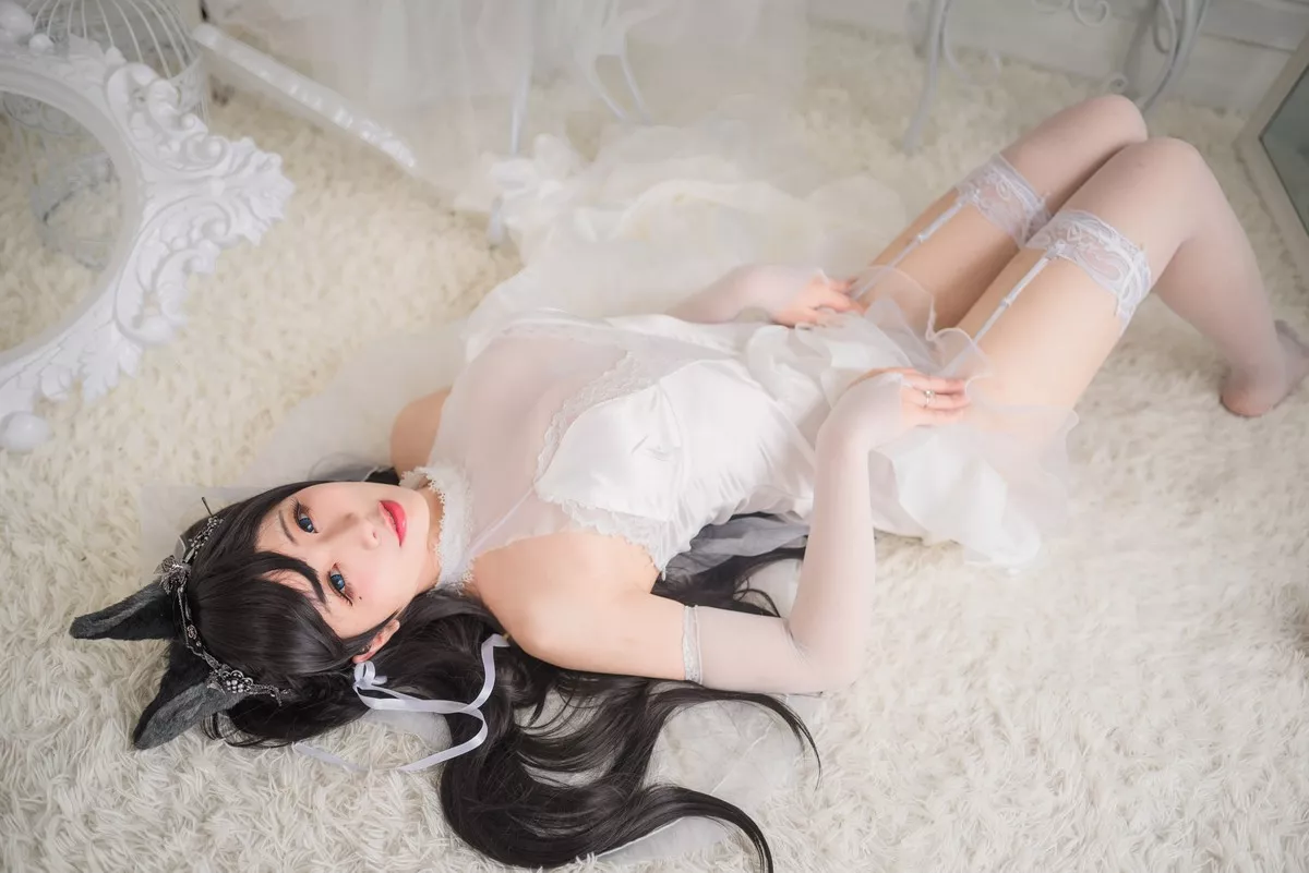 动漫博主九曲Jean爱宕婚纱主题性感白色薄透婚纱配白色蕾丝吊袜迷人诱惑写真41P