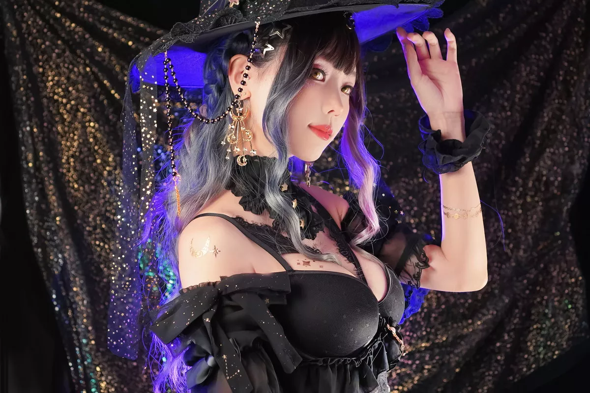 Coser妹子Ely_eee-Astrology Witch主题性感黑色塑身内衣配黑丝吊袜诱惑写真33P
