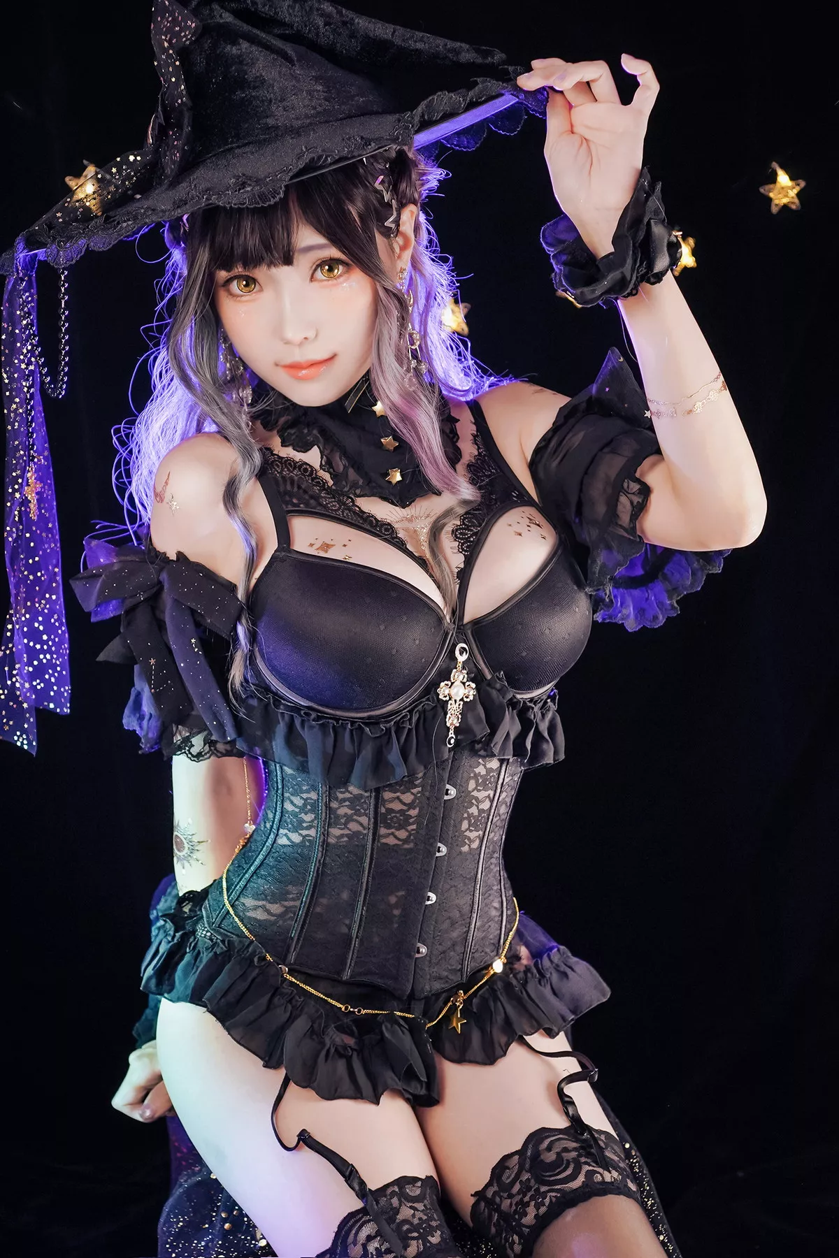 Coser妹子Ely_eee-Astrology Witch主题性感黑色塑身内衣配黑丝吊袜诱惑写真33P