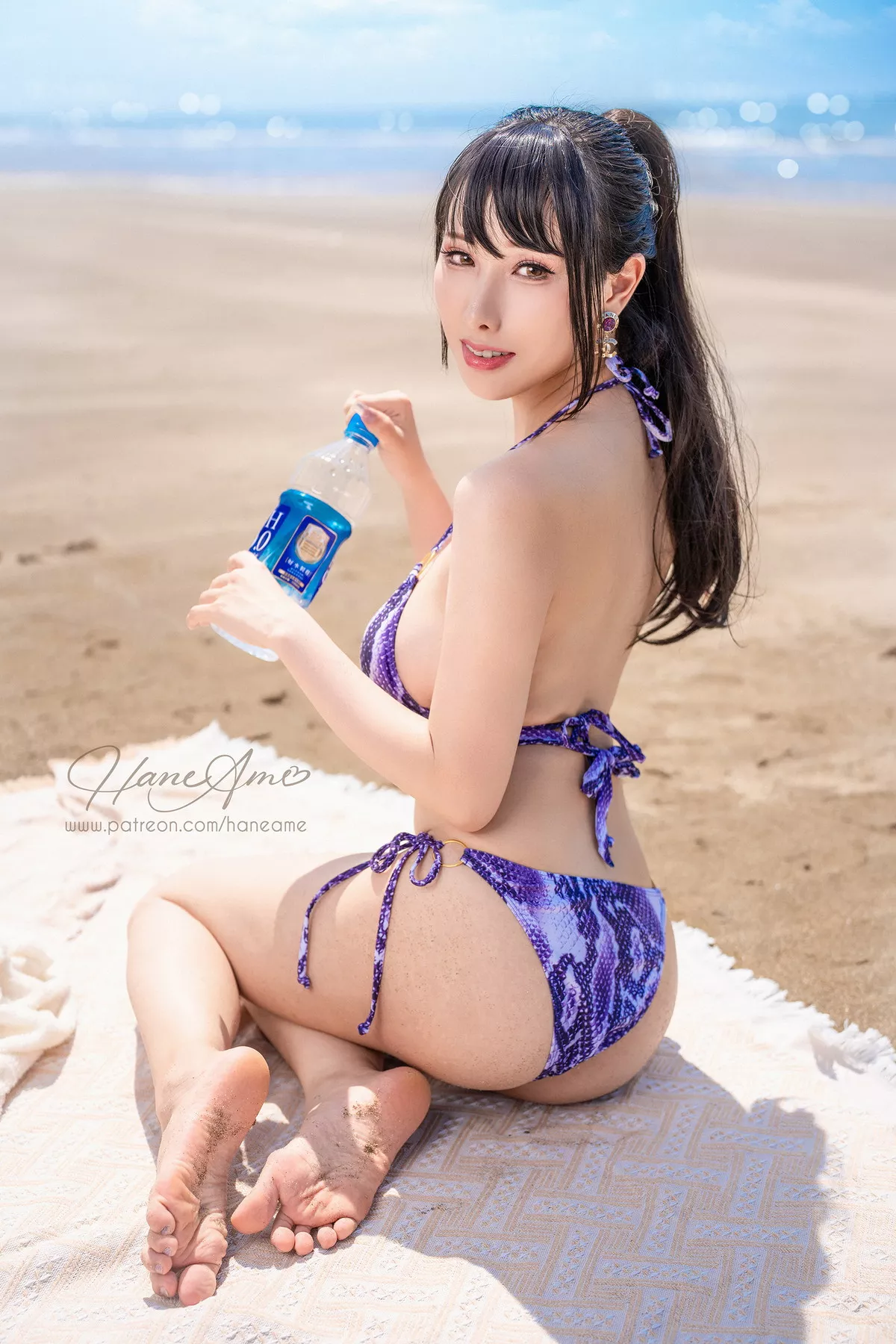 Coser美女雨波_HaneAme夏日主题海边沙滩性感比基尼秀完美身材撩人诱惑写真47P