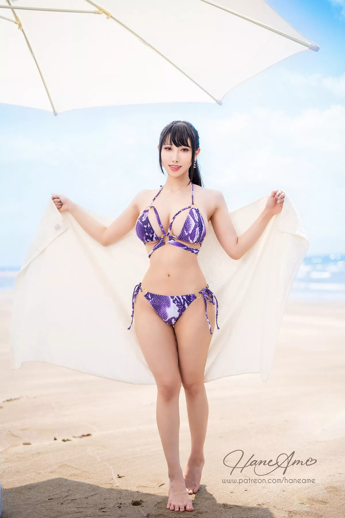 Coser美女雨波_HaneAme夏日主题海边沙滩性感比基尼秀完美身材撩人诱惑写真47P