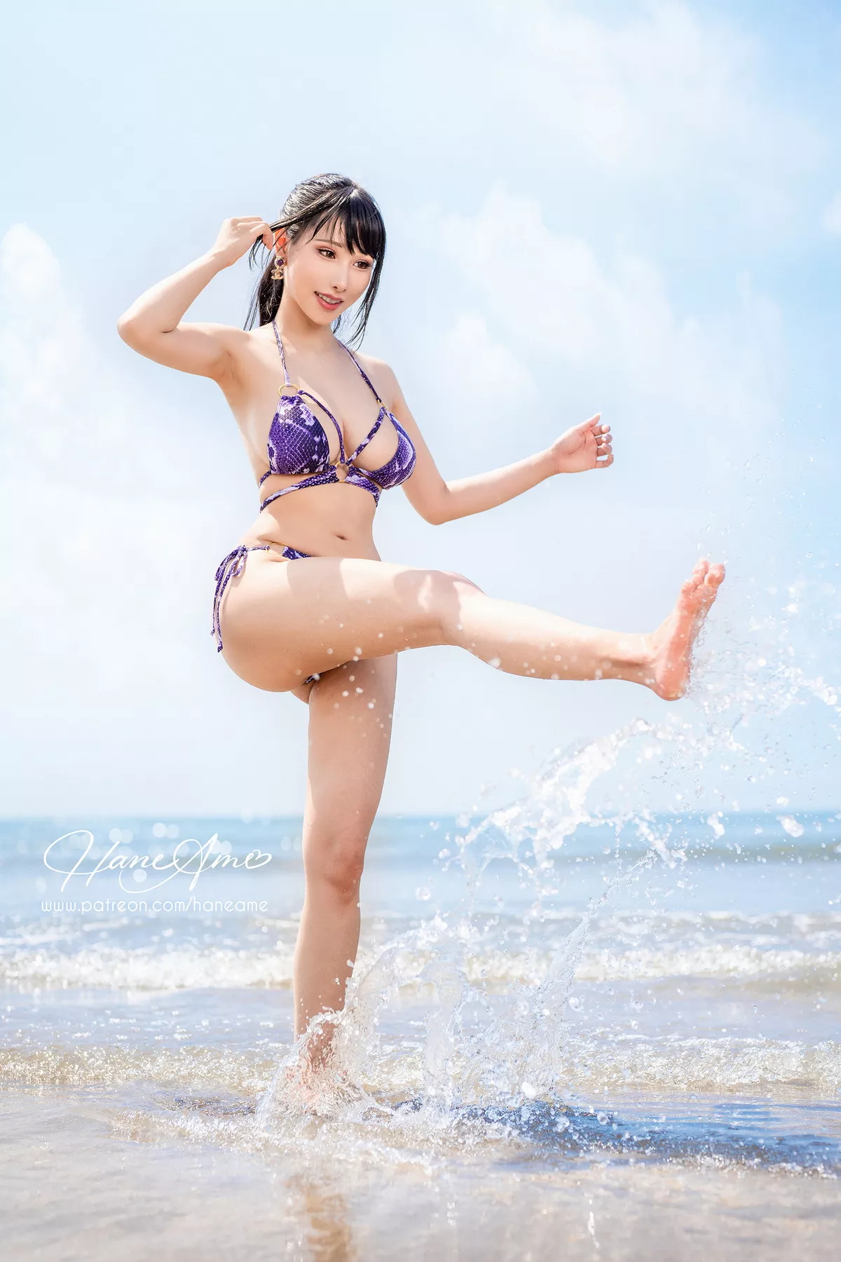 Coser美女雨波_HaneAme夏日主题海边沙滩性感比基尼秀完美身材撩人诱惑写真47P
