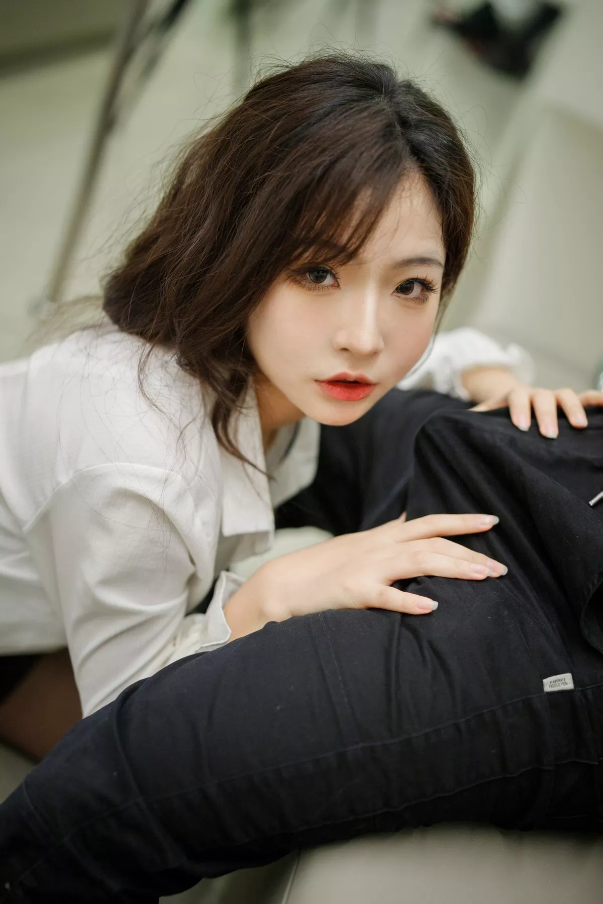 网络美女yuuhui玉汇＆胡桃猫电车主题性感服饰配开档丝袜秀惹火身材诱惑写真164P