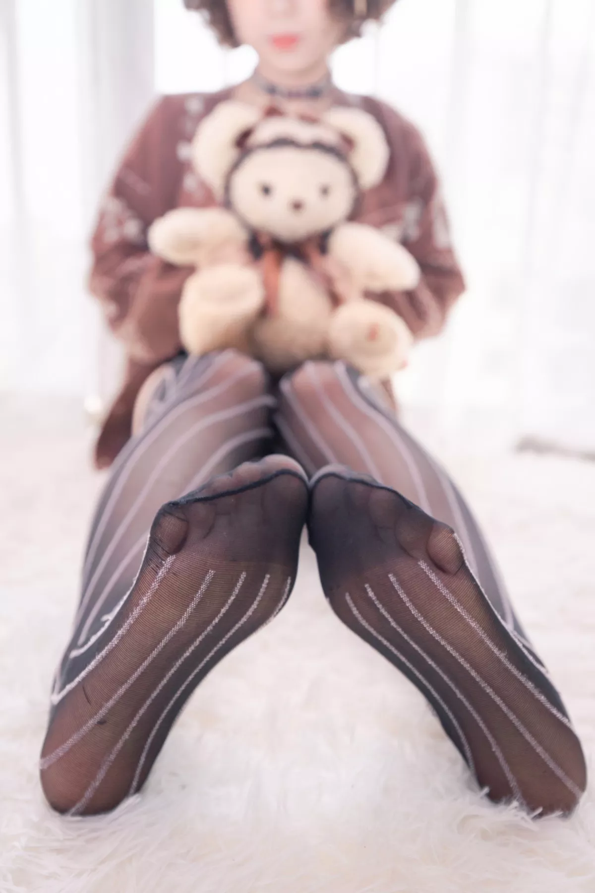 网络美女胡桃猫Kurumineko熊熊主题私房半脱露傲人豪乳遮点惹火诱惑写真221P