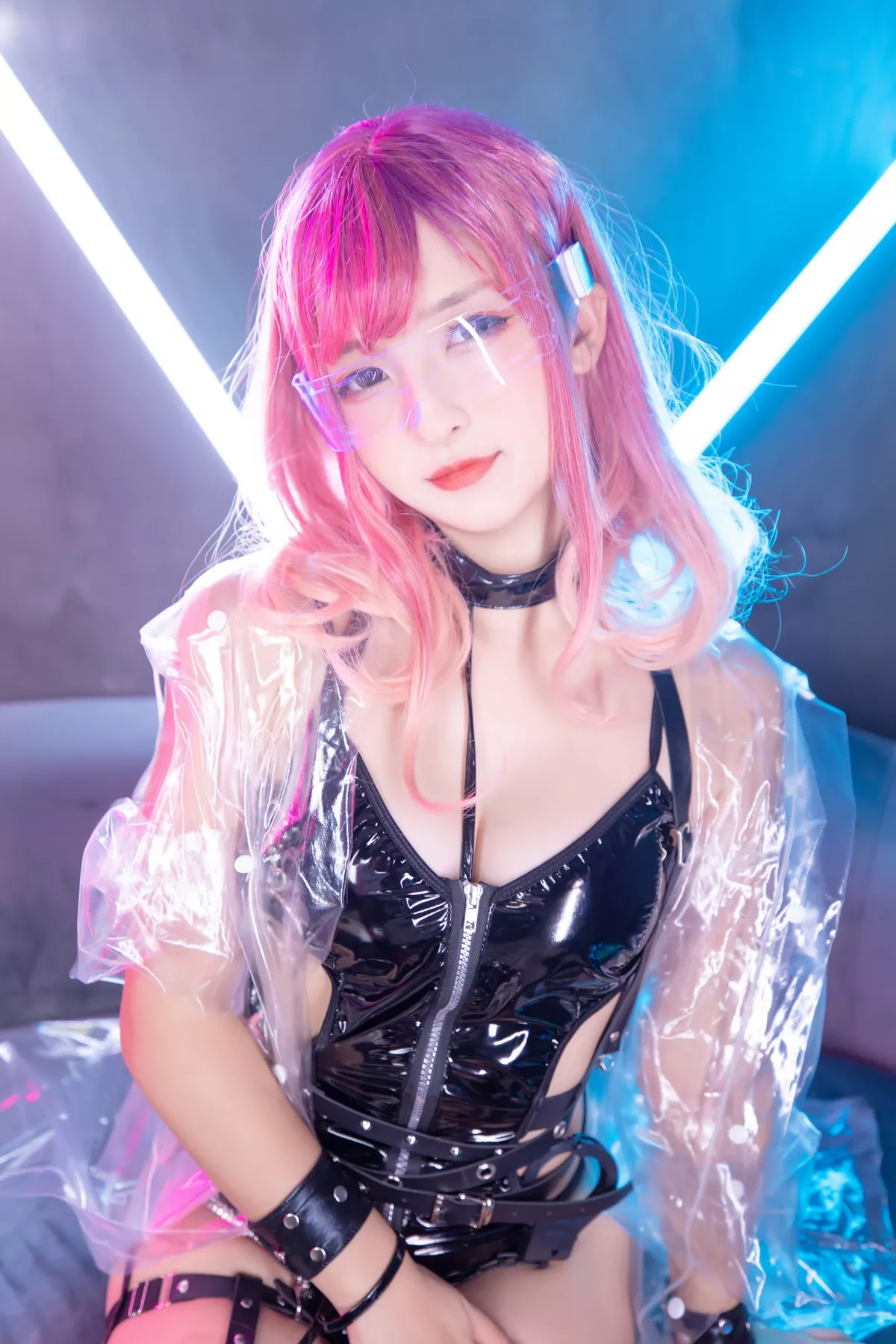 萝莉美女神楽板真冬Girlspunk2020主题性感黑色皮质服饰配蕾丝袜迷人诱惑写真150P