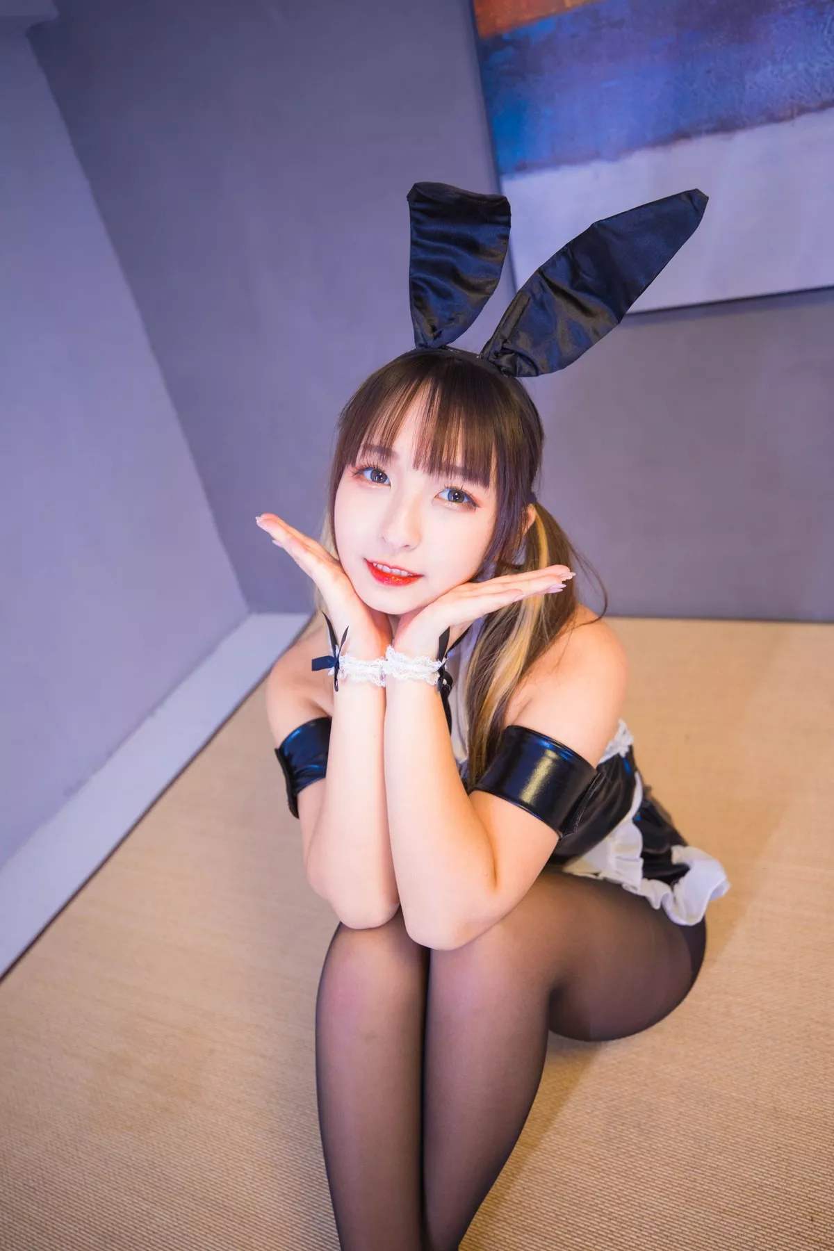 萝莉美女神楽板真冬兔子时间主题私房性感兔女郎系列超薄丝袜秀翘臀诱惑写真150P