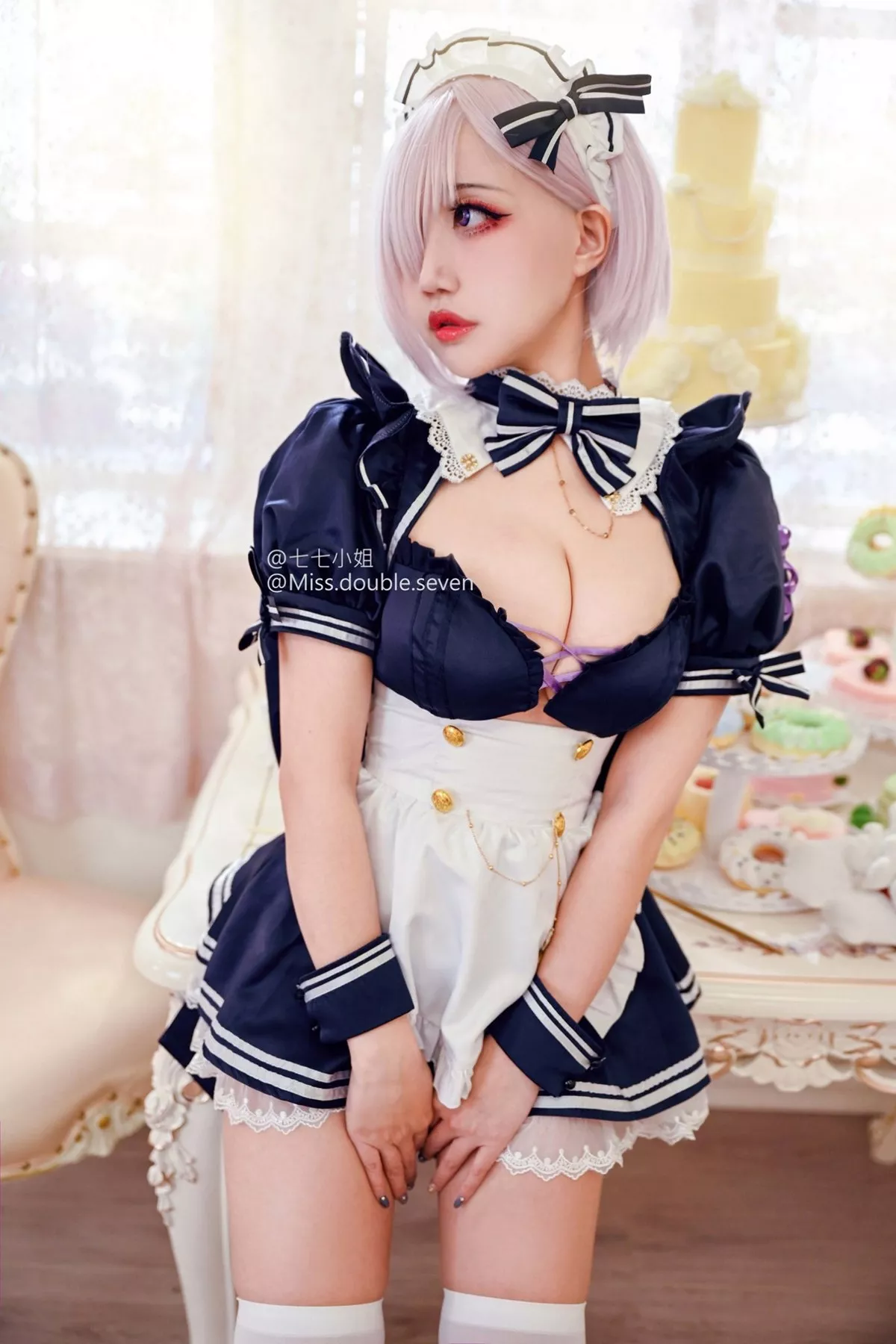 网络美女七七小姐_Miss Seven马修主题私房性感服饰系列秀完美身材诱惑写真40P