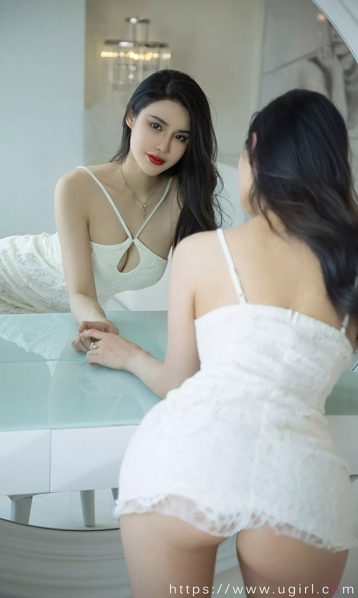 [Ugirls爱尤物]No.2404_模特林诺晗私房性感白色吊带连身短裙秀翘臀美腿诱惑写真35P