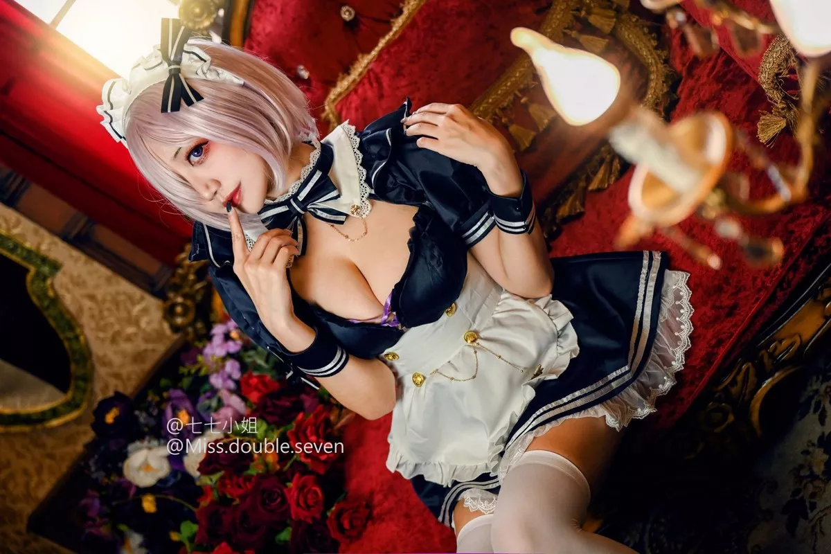 网络美女七七小姐_Miss Seven马修主题私房性感服饰系列秀完美身材诱惑写真40P