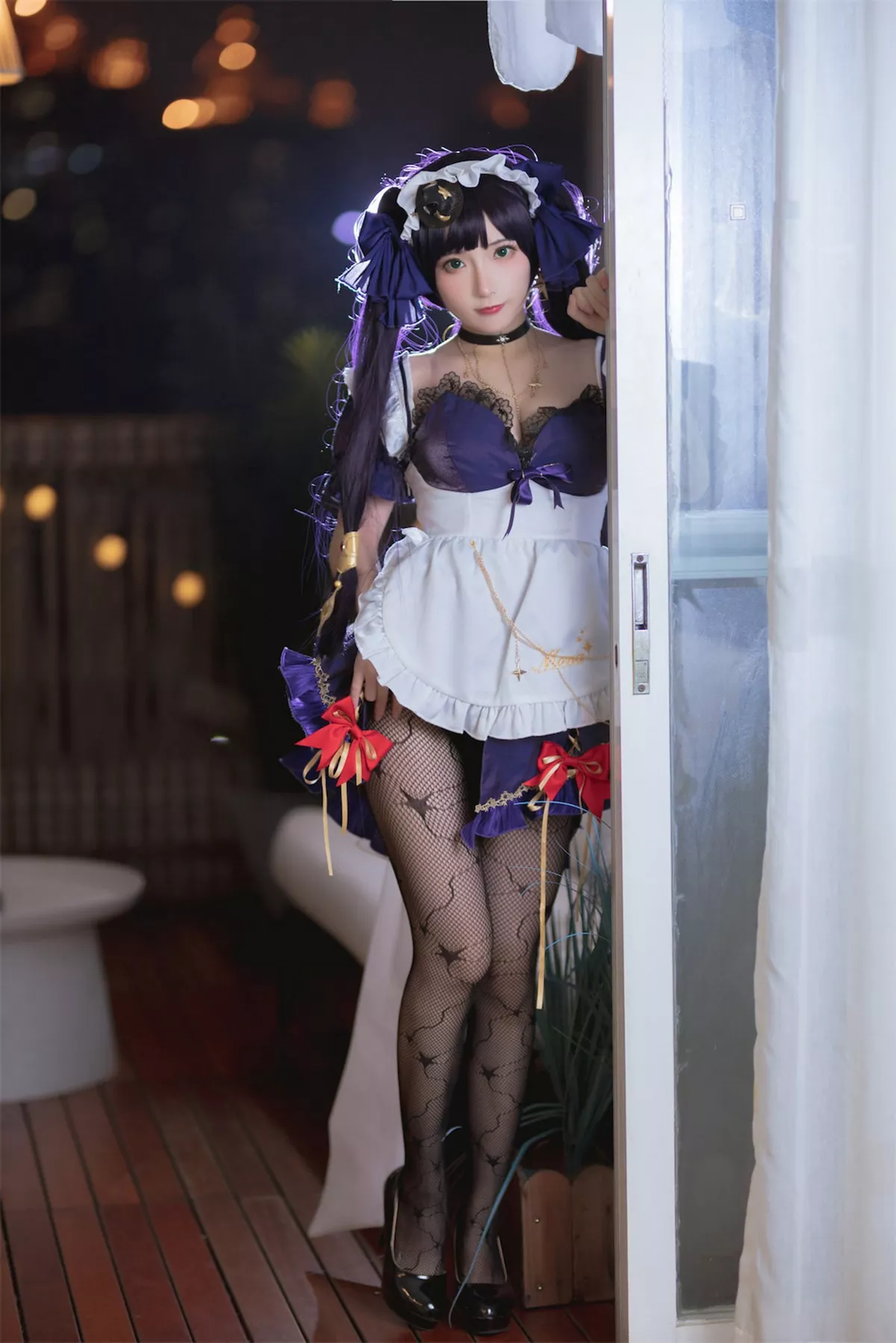 网络美女是三不是世w原神莫娜女仆主题性感低胸女仆装配黑丝网袜诱惑写真55P