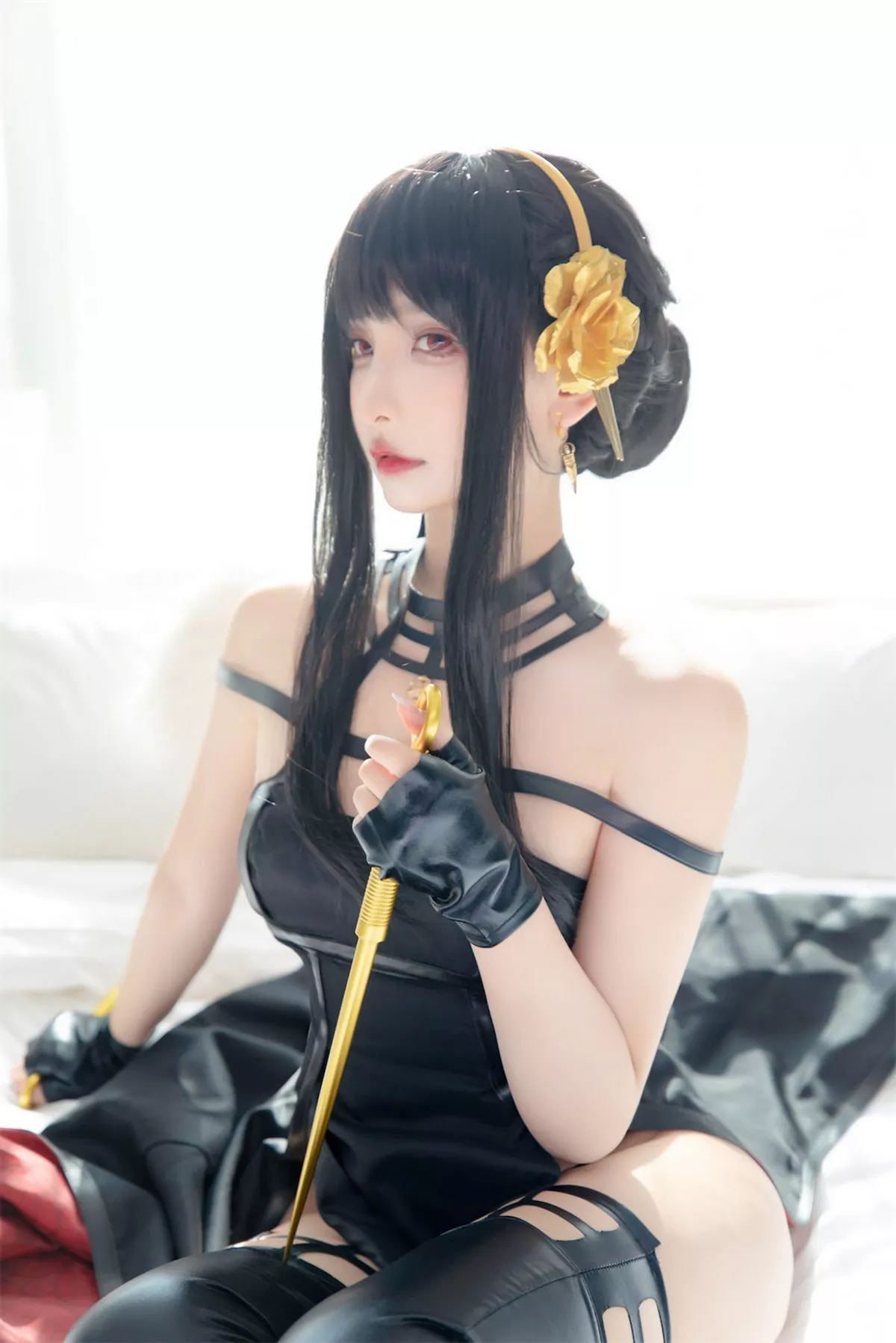 萝莉美女神楽板真冬约尔太太主题性感黑色吊裙配皮质腿袜秀翘臀美腿诱惑写真75P