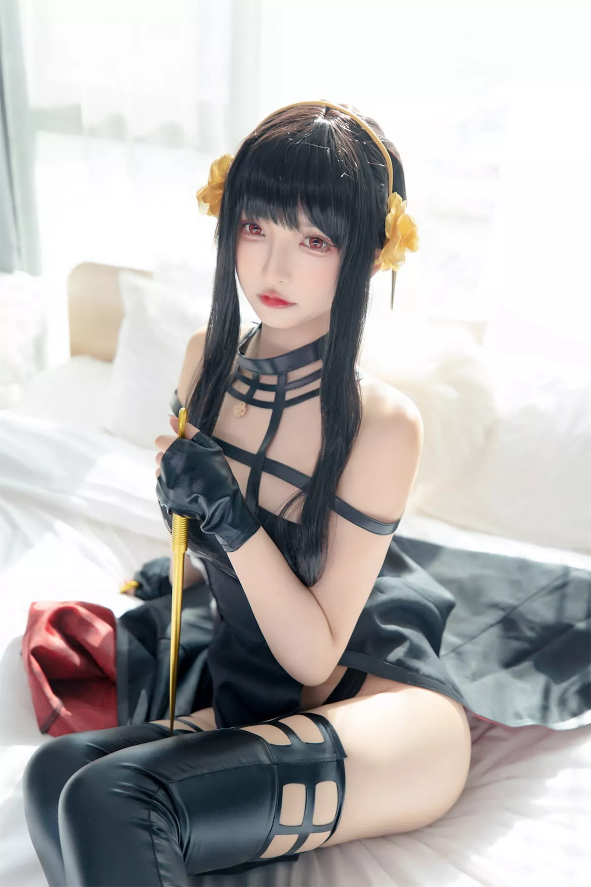 萝莉美女神楽板真冬约尔太太主题性感黑色吊裙配皮质腿袜秀翘臀美腿诱惑写真75P