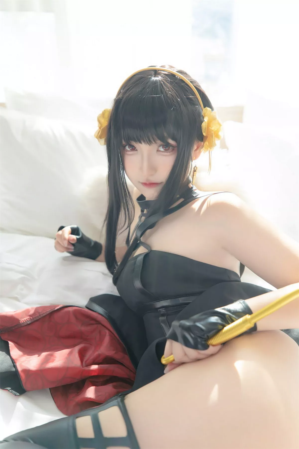 萝莉美女神楽板真冬约尔太太主题性感黑色吊裙配皮质腿袜秀翘臀美腿诱惑写真75P