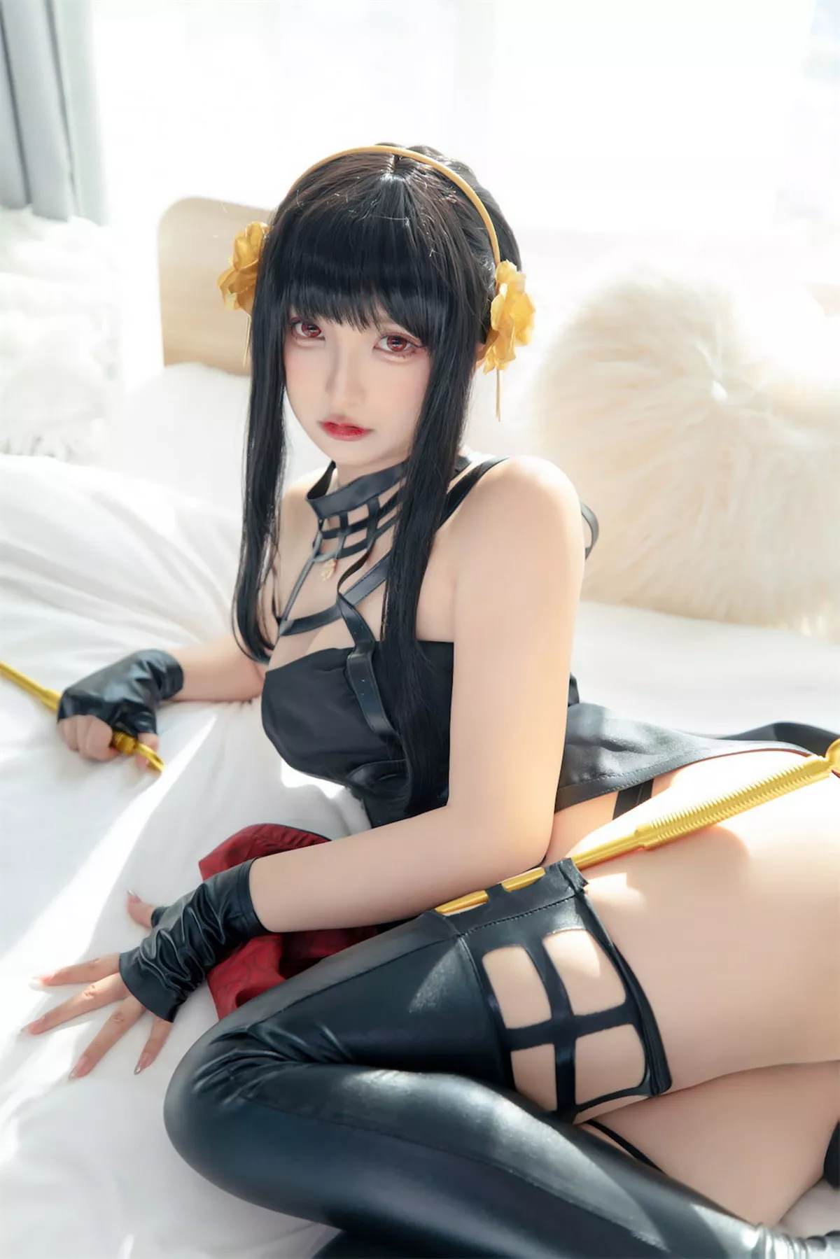 萝莉美女神楽板真冬约尔太太主题性感黑色吊裙配皮质腿袜秀翘臀美腿诱惑写真75P