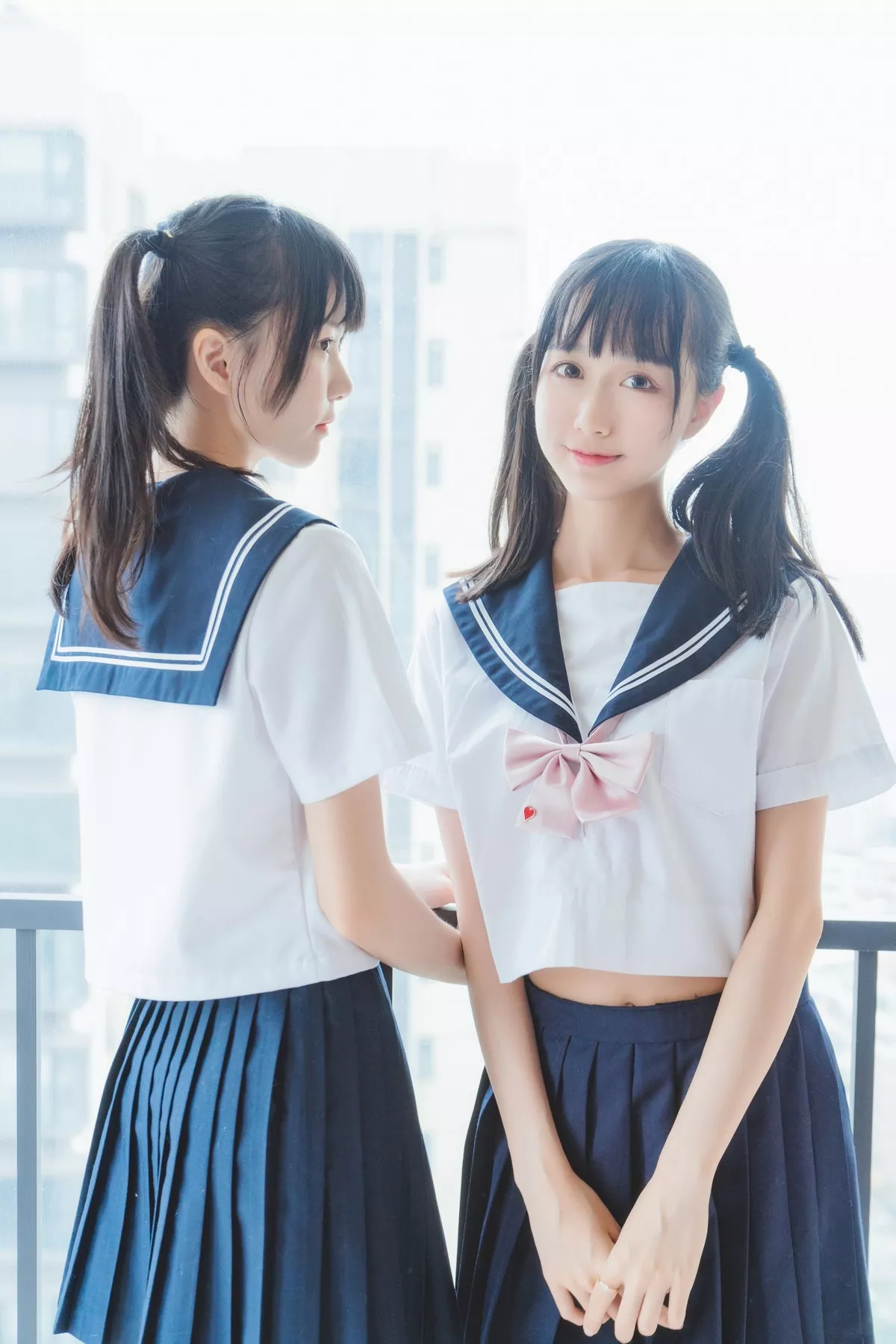 萌系小姐姐木绵绵OwO＆桜桃喵她主题性感姐妹花JK制服系列秀美腿诱惑写真37P