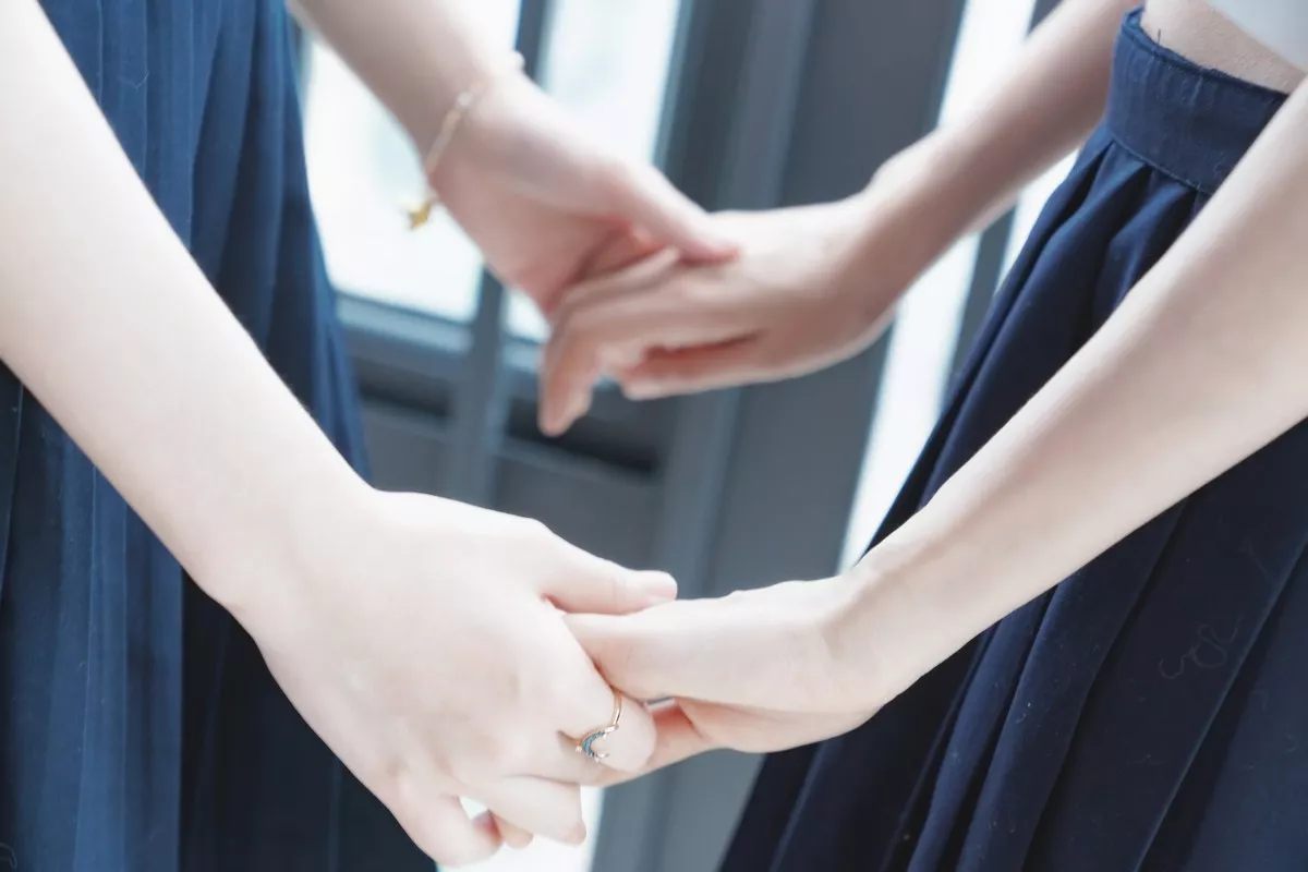 萌系小姐姐木绵绵OwO＆桜桃喵她主题性感姐妹花JK制服系列秀美腿诱惑写真37P