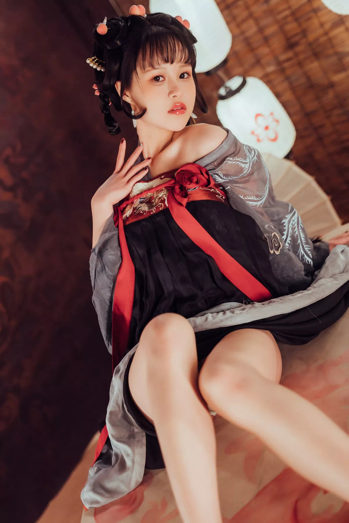 网络美少女晕崽Zz小琵琶精主题私房日系古典风脱性感服饰露火辣身材诱惑写真100P
