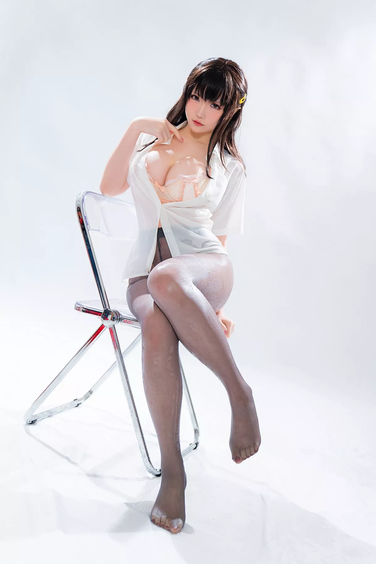 Coser小姐姐星之迟迟滴水JK主题私房脱JK短裙露超薄黑丝秀翘臀美腿诱惑写真100P