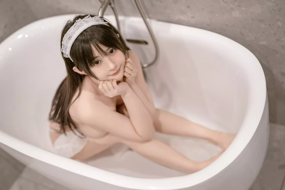 网络美女桜井宁宁可爱的女仆主题私房浴室脱女仆装露傲人豪乳遮点极致诱惑写真77P