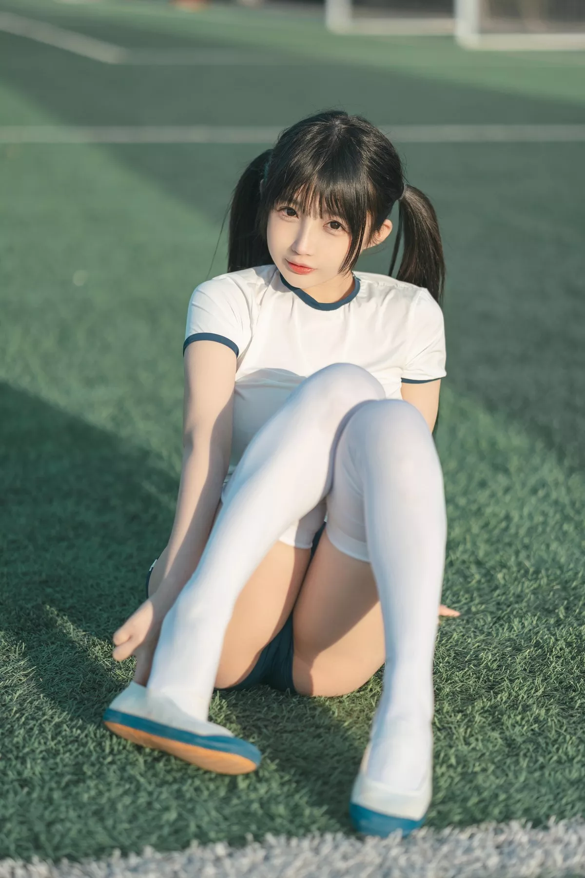 网络美女桜井宁宁体操服主题户外性感运动装配白丝袜秀翘臀美腿撩人诱惑写真75P