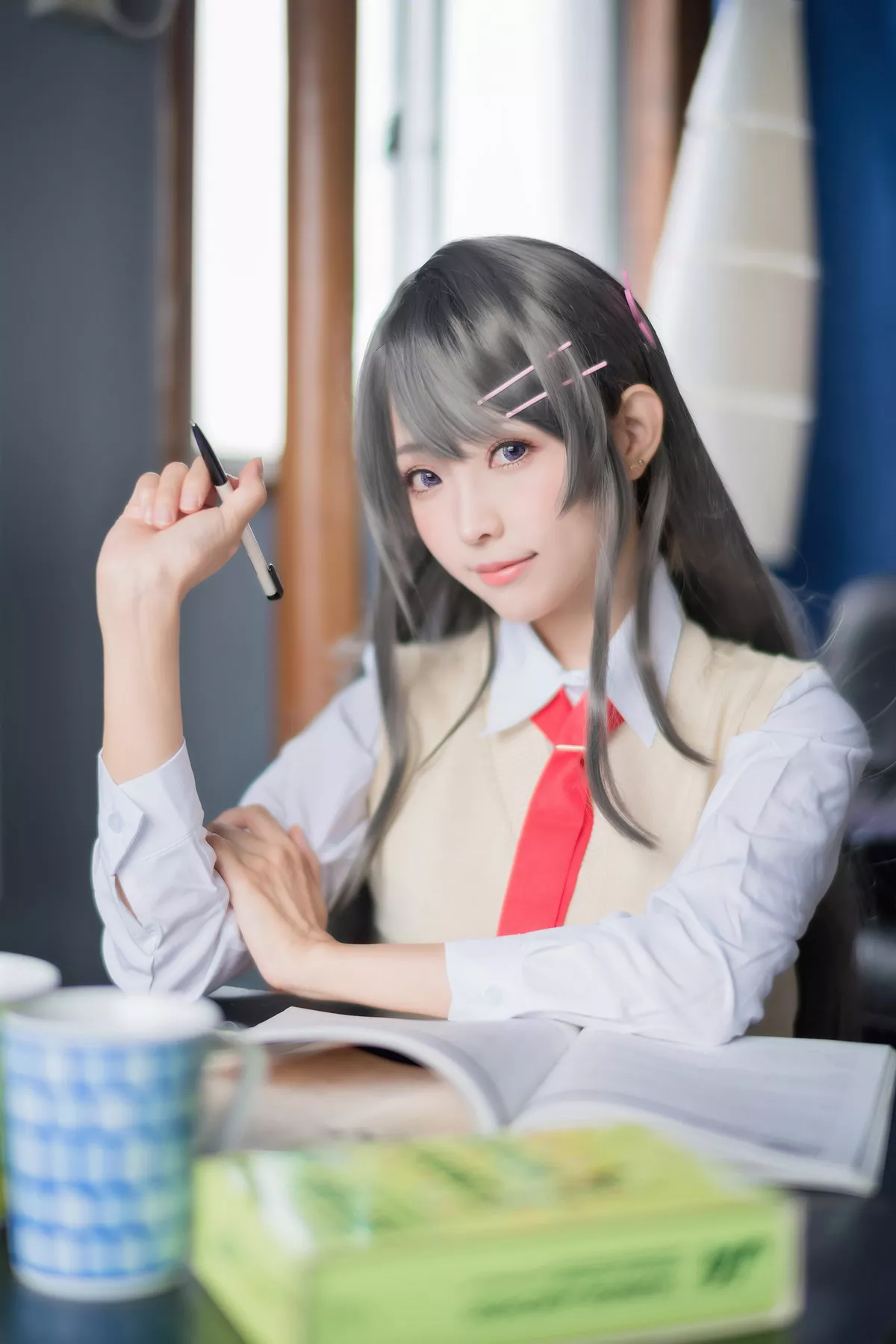Coser妹子Ely_eee麻衣学姊主题性感兔女郎装扮超薄黑丝秀翘臀美腿诱惑写真50P