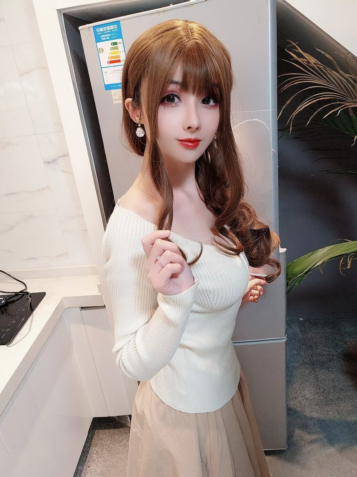 网络美女rioko凉凉子睡着了主题私房床上性感灰色蕾丝内衣秀惹火身材诱惑写真45P