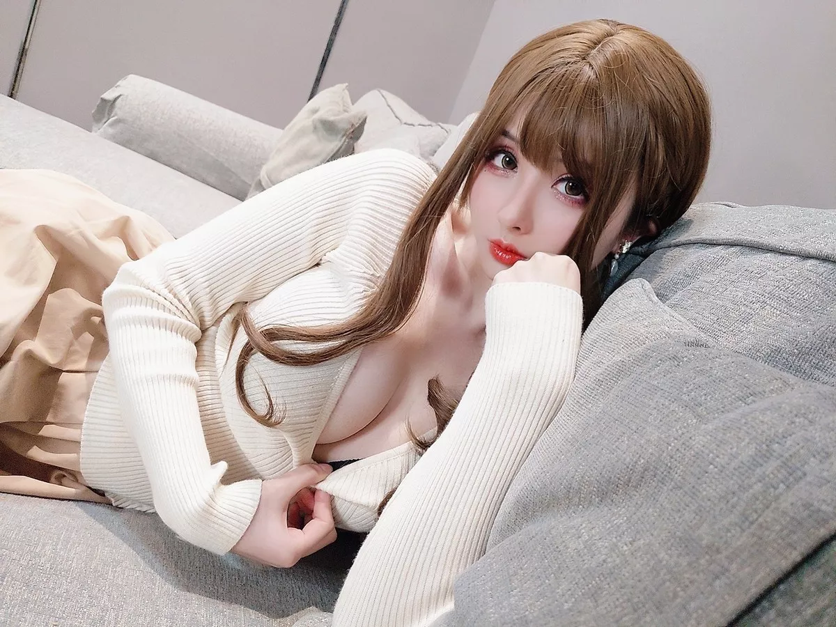 网络美女rioko凉凉子睡着了主题私房床上性感灰色蕾丝内衣秀惹火身材诱惑写真45P