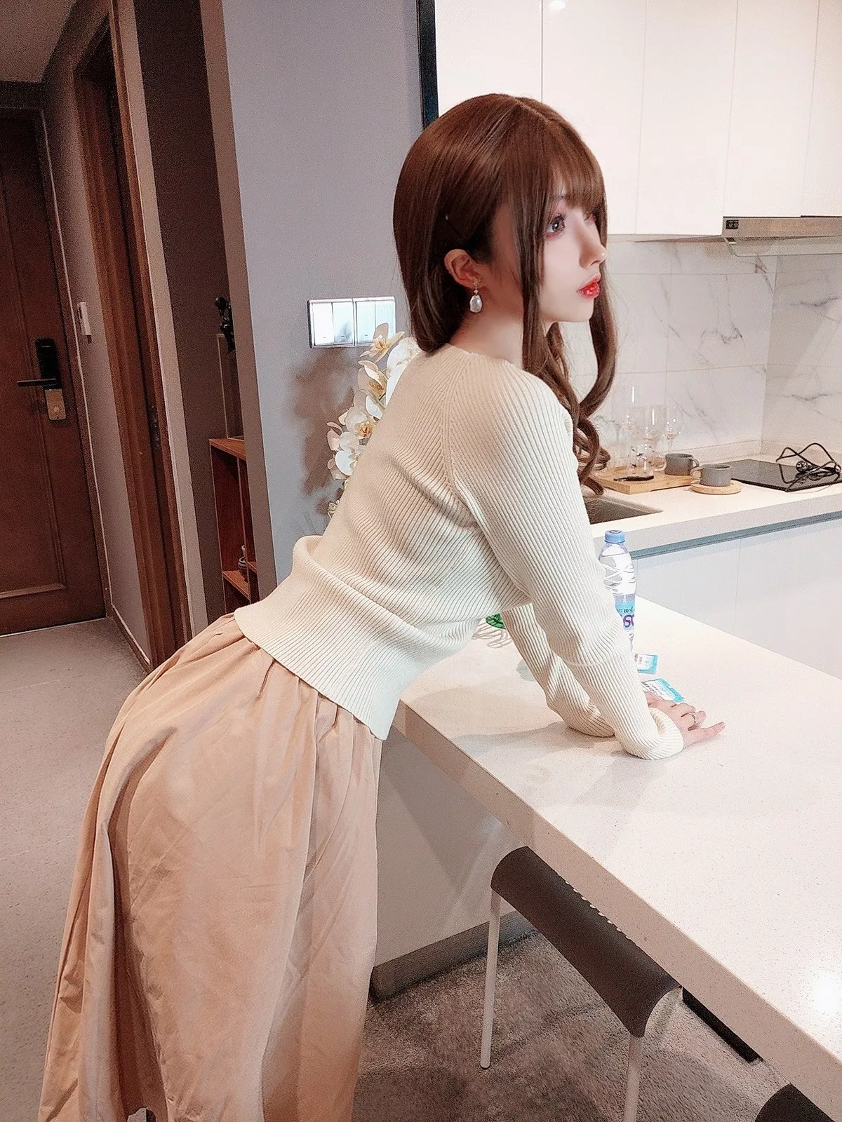 网络美女rioko凉凉子睡着了主题私房床上性感灰色蕾丝内衣秀惹火身材诱惑写真45P