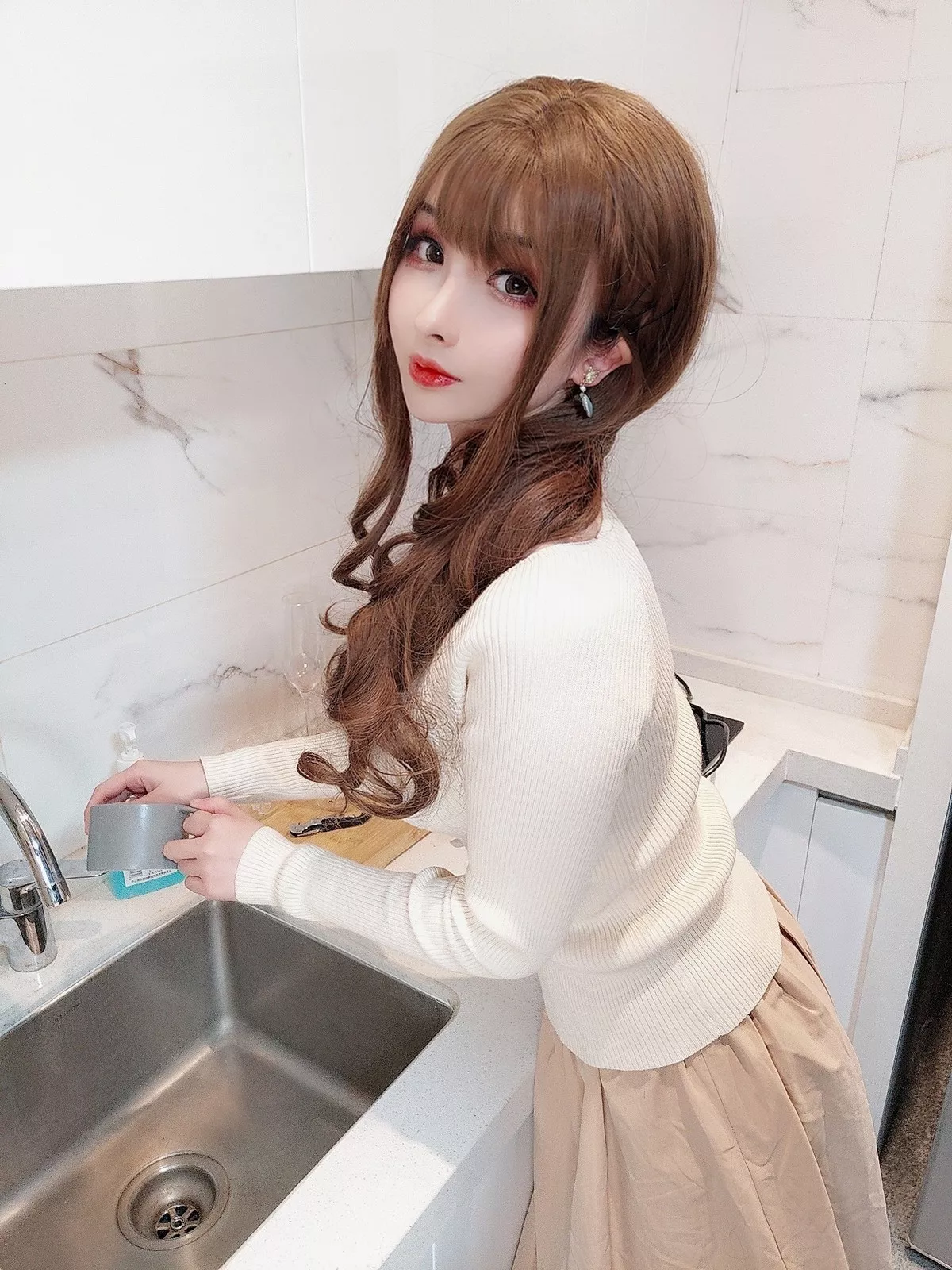 网络美女rioko凉凉子睡着了主题私房床上性感灰色蕾丝内衣秀惹火身材诱惑写真45P